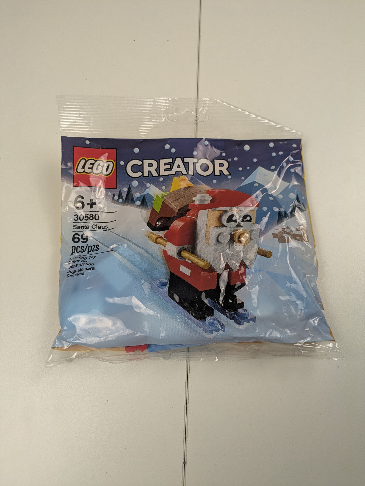 Lego Creator: Holiday & Event: Santa Claus polybag Set 30580 - Brand New!