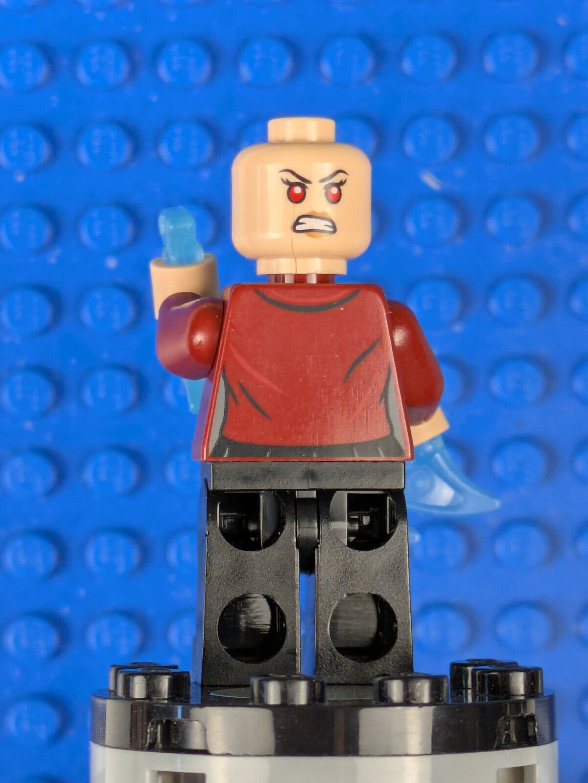 Lego Avengers: Age of Ultron The Scarlet Witch Wanda Maximoff sh0174 Set 76031