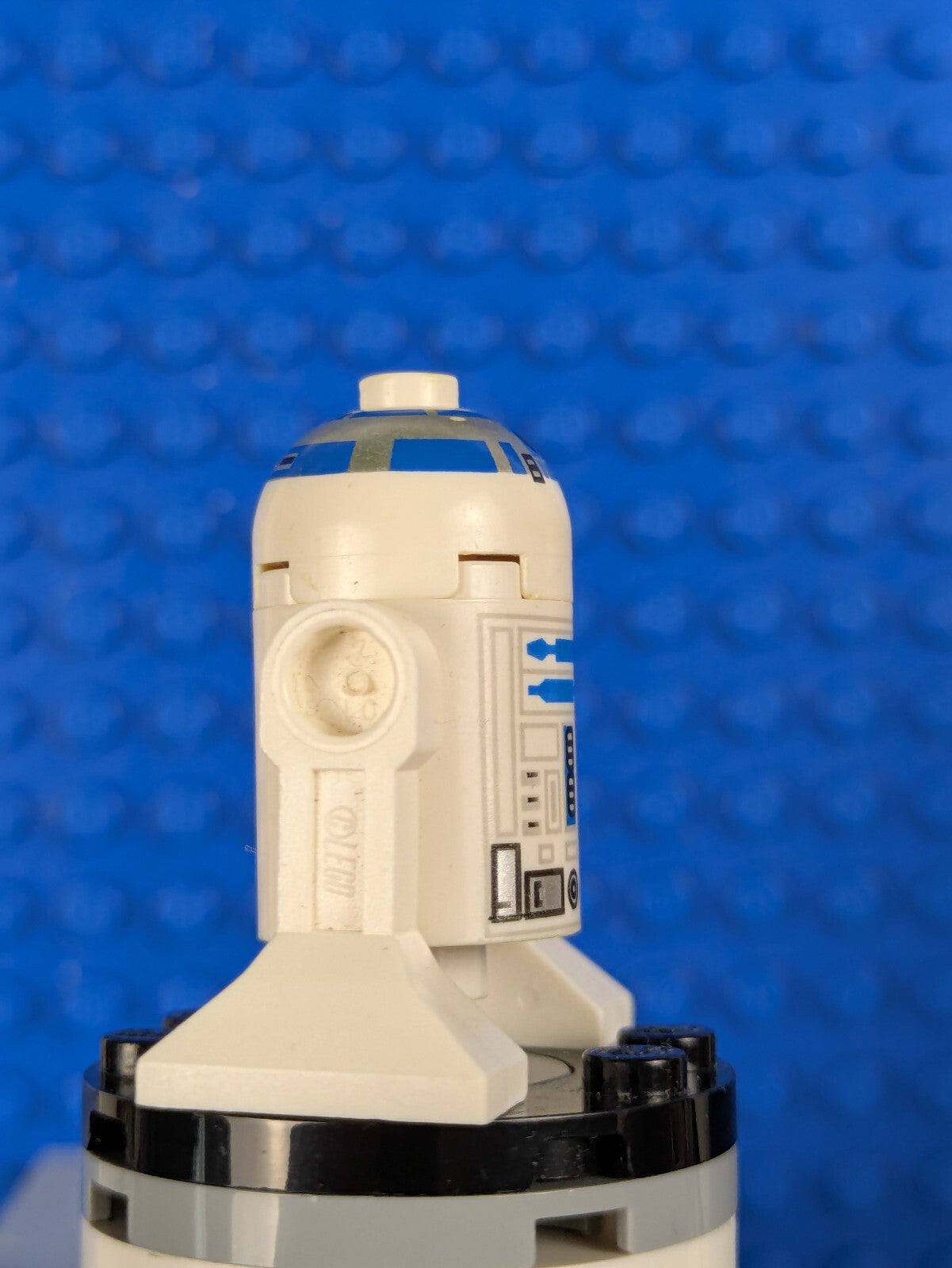 Lego Star Wars: R2-D2 - Astromech Droid sw0028 Sets 7171, 7669 - MISPRINT!