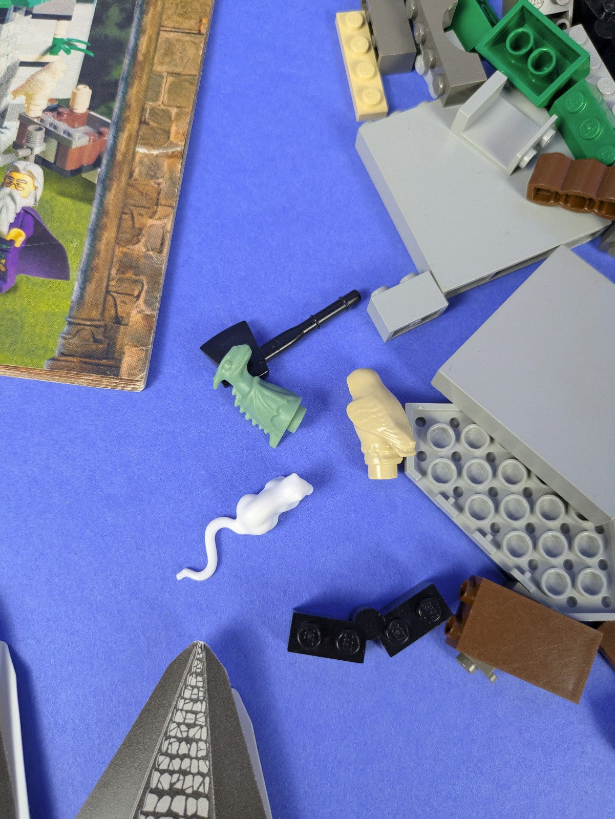 Lego Harry Potter: Sorcerer's Stone: Hagrid's Hut {1st edition} 4707