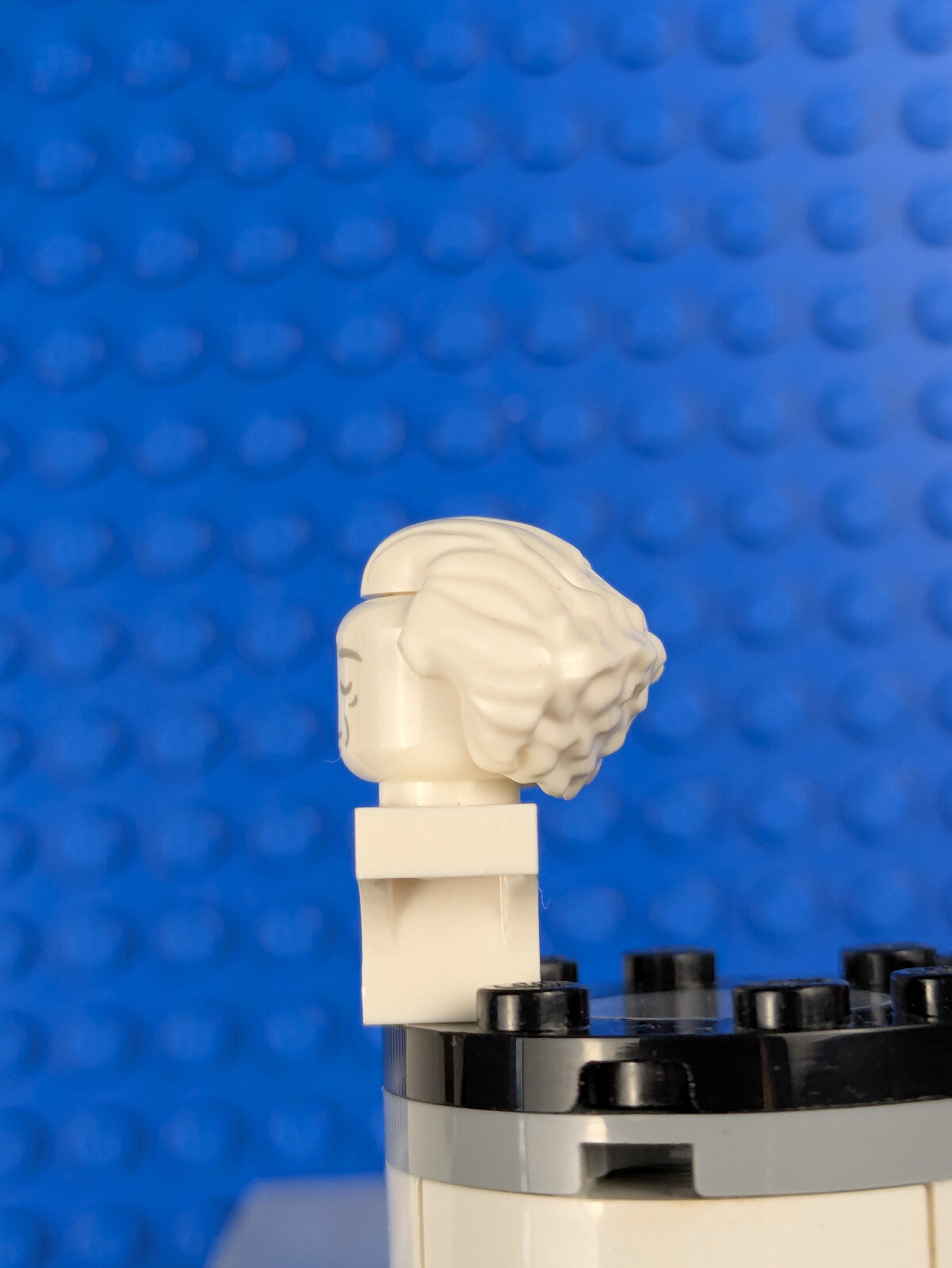 Lego Collectible Minifigures: The Muppets: White Statue Minifigure Set 71033