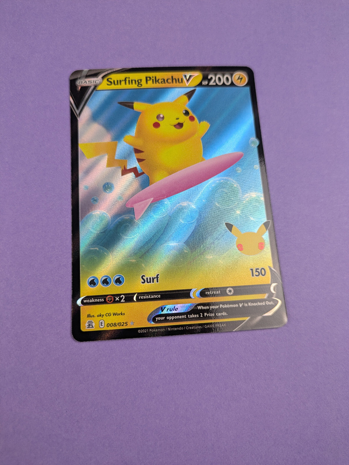 Surfing Pikachu V - 008/025 - Ultra Rare Sword & Shield - Pokemon Card - NM