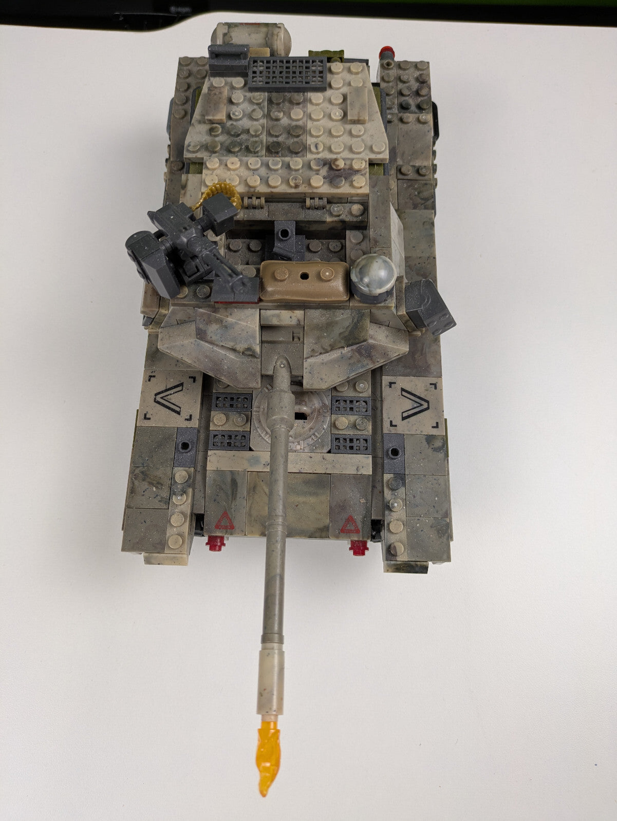 Mega Bloks Call Of Duty Heavy Armor Outpost 06822 - Tank