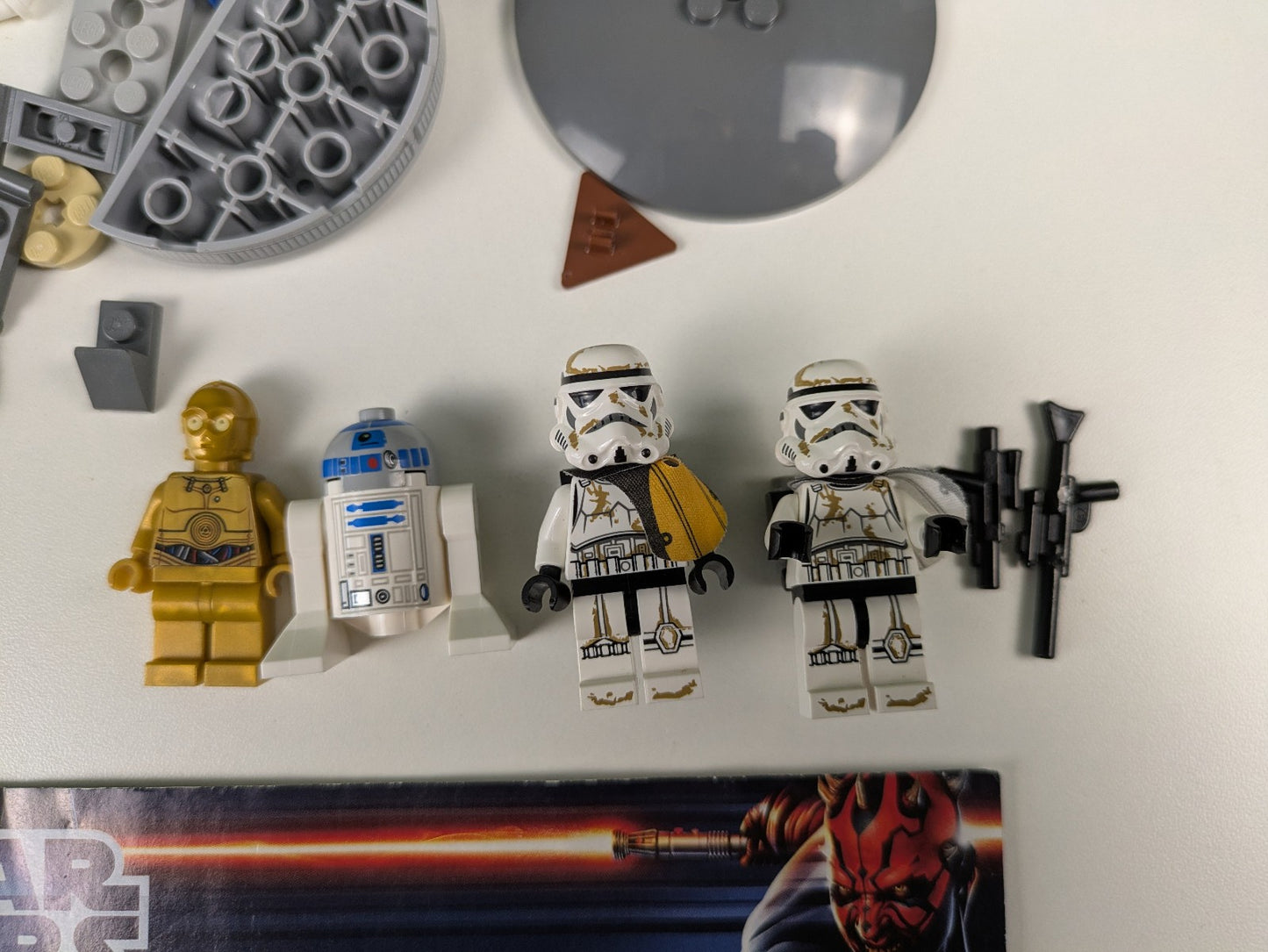 Lego Star Wars: Episode 4-6: Droid Escape Set 9490 - w/ Instructions