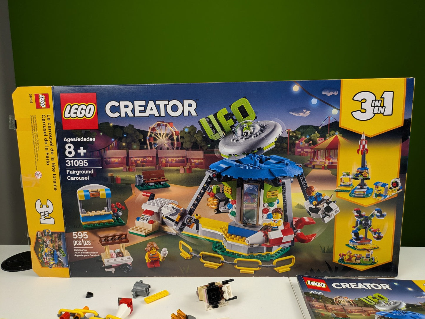Lego Creator: Model: Recreation: Fairground Carousel Set 31095 - Incomplete Set