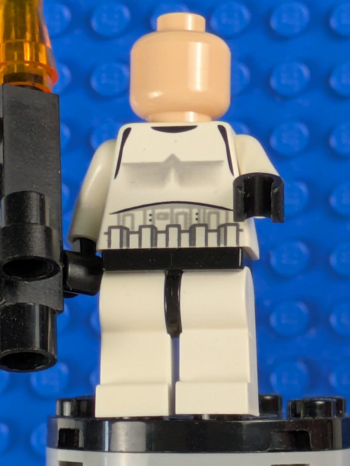 Lego Star Wars: Episode IV-VI: Imperial Stormtrooper w/ Blaster sw0036a Set 6211
