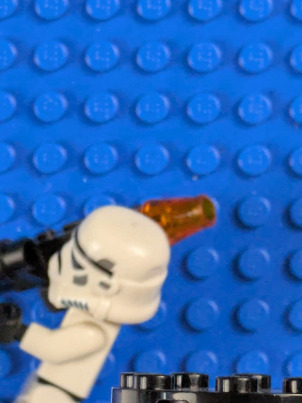 Lego Star Wars: Episode IV-VI: Imperial Stormtrooper w/ Blaster sw0036a Set 6211