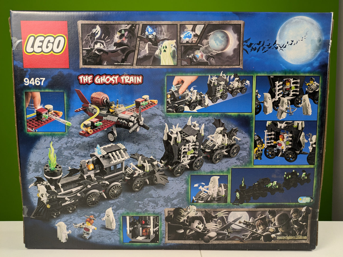 Lego Monster Fighters: The Ghost Train Set 9467 - Brand New