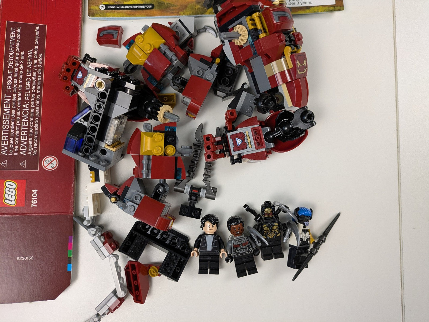 Lego Super Heroes: The Hulkbuster Smash-Up Set 76104 - Complete Set