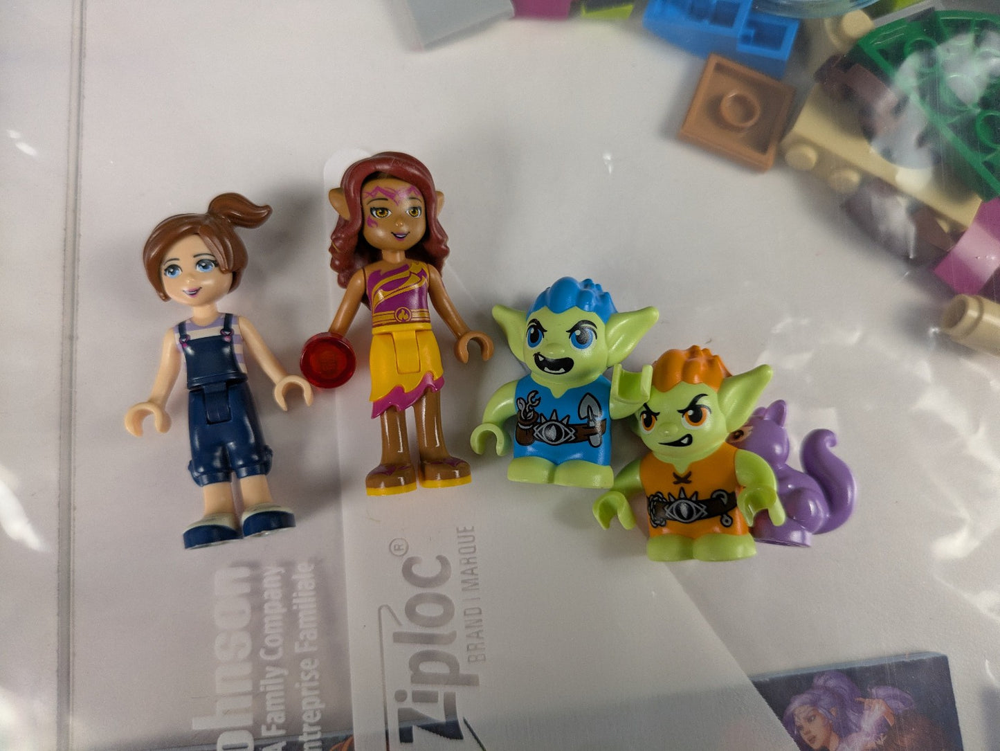Lego Elves: 2 Sets The Capture of Sophie Jones, Azari & the Goblin Forest Escape