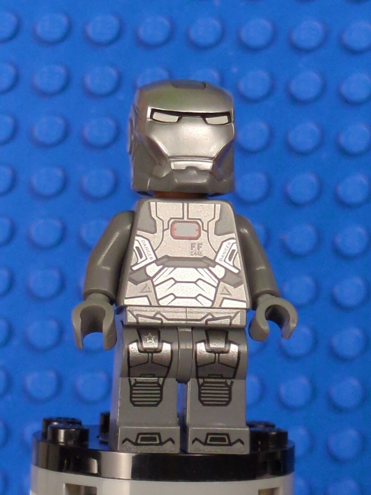 Lego Super Heroes: Iron Man 3: War Machine sh0066 Set 76006