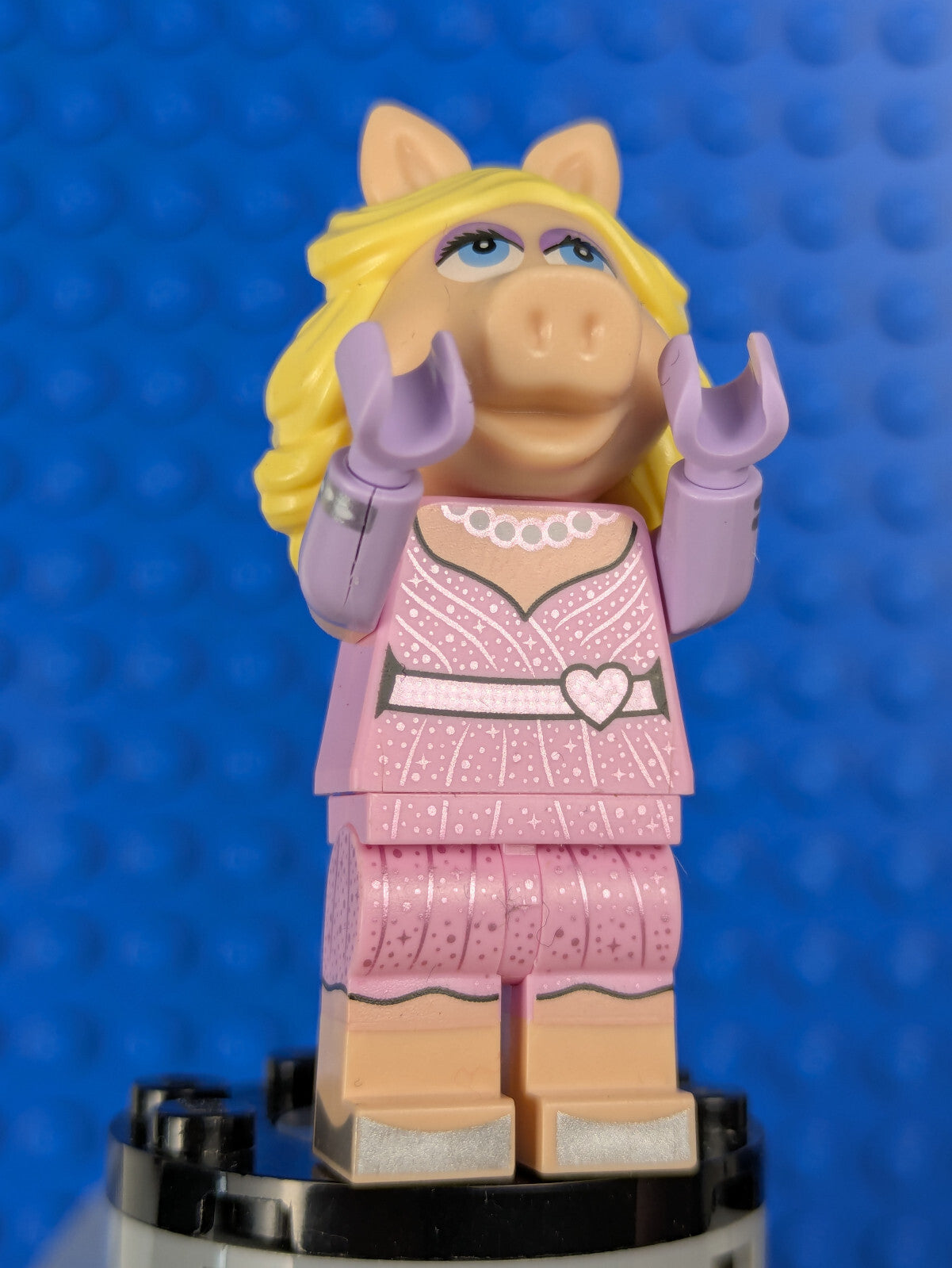 Lego Collectible Minifigures: The Muppets: Miss Piggy coltm06 Set 71033