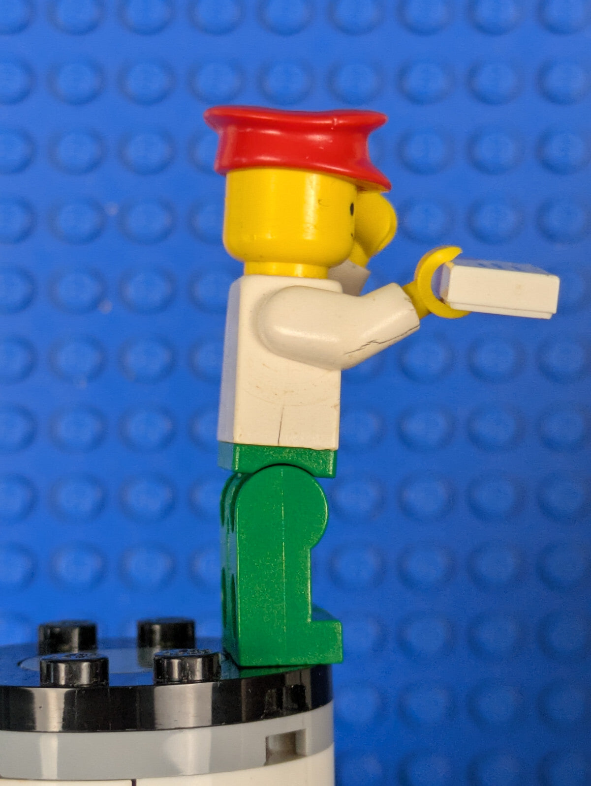 Lego Town: Classic Town: Horizontal Lines Red - Red Arms hor018 Set 535
