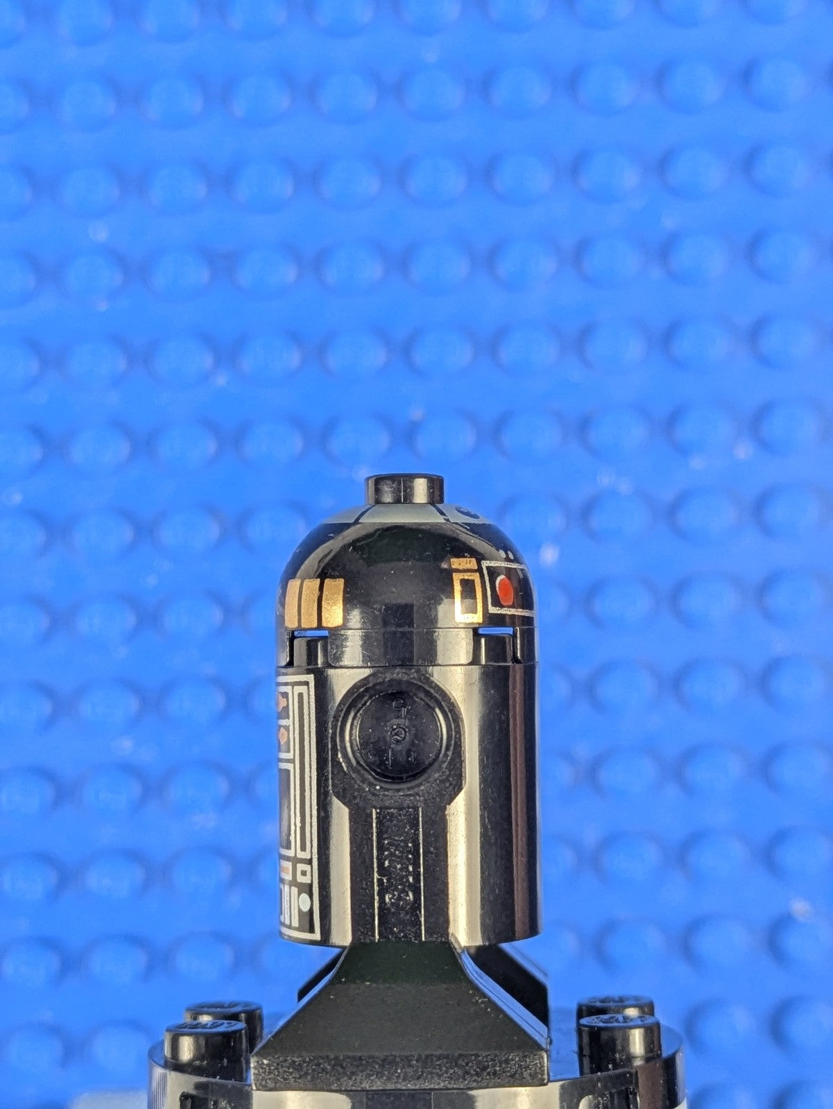 Lego Star Wars: Astromech Droid, R2-Q5 sw0213 Sets 7958, 10188