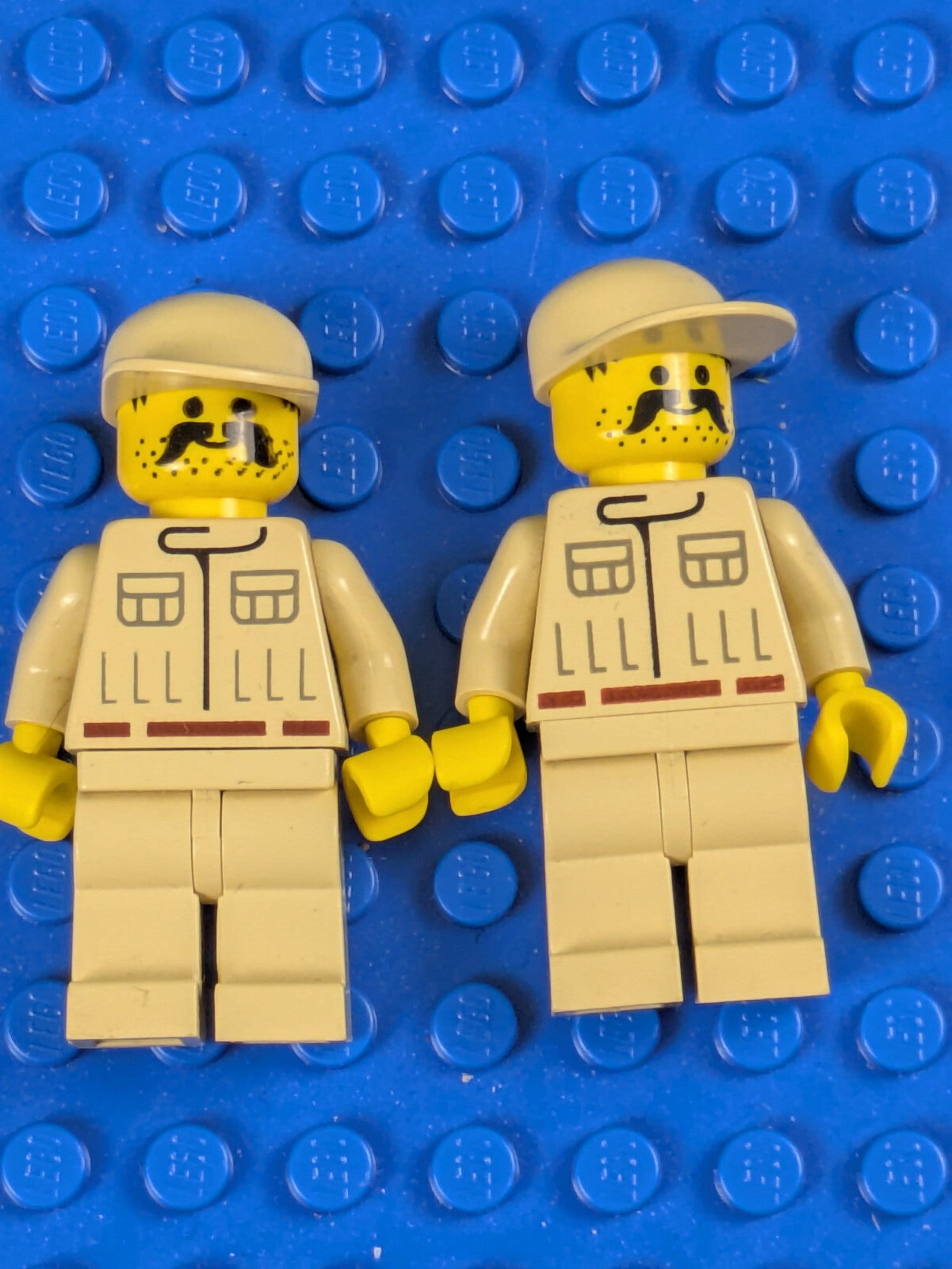 Lego Star Wars: Rebel Technician - Tan Uniform (2X) sw1034 Sets 7140, 7142