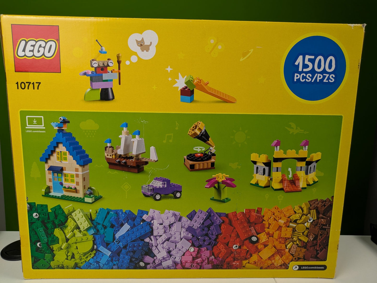 Lego Classic: Bricks Bricks Bricks Set 10717 BRAND NEW