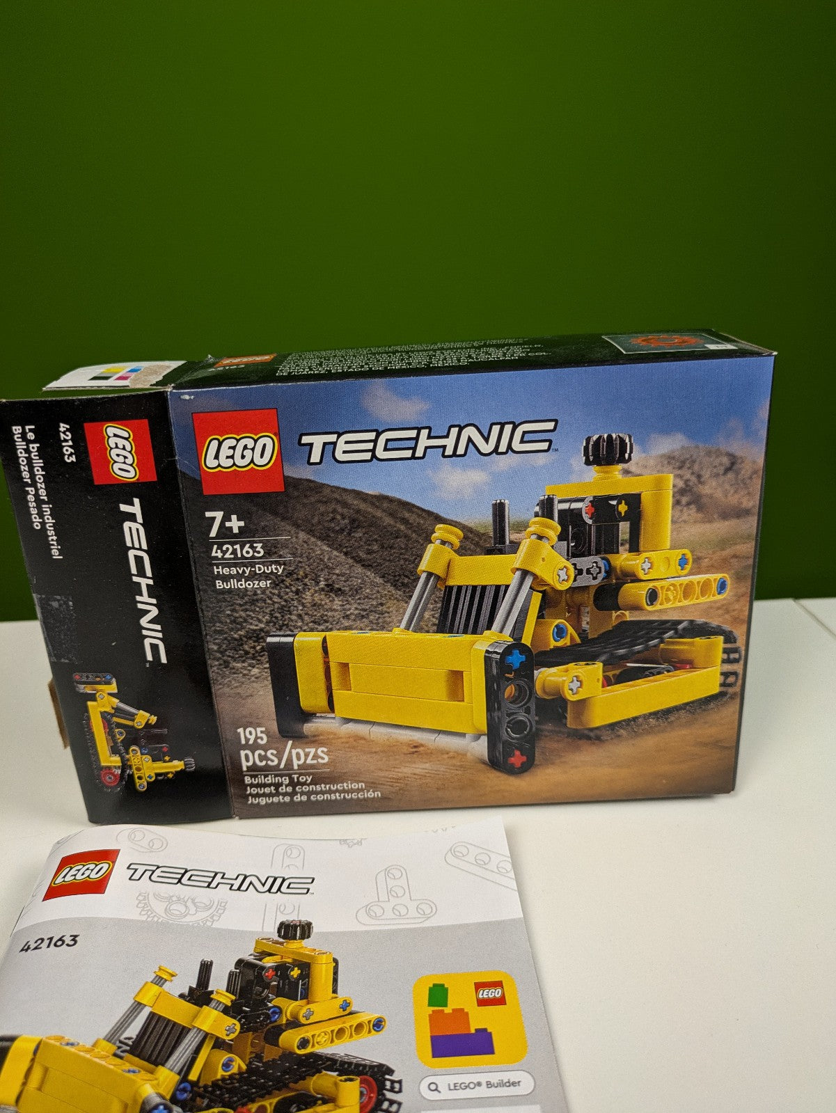 Lego Technic: Model: Construction: Heavy-Duty Bulldozer Set 42163 - Complete Set