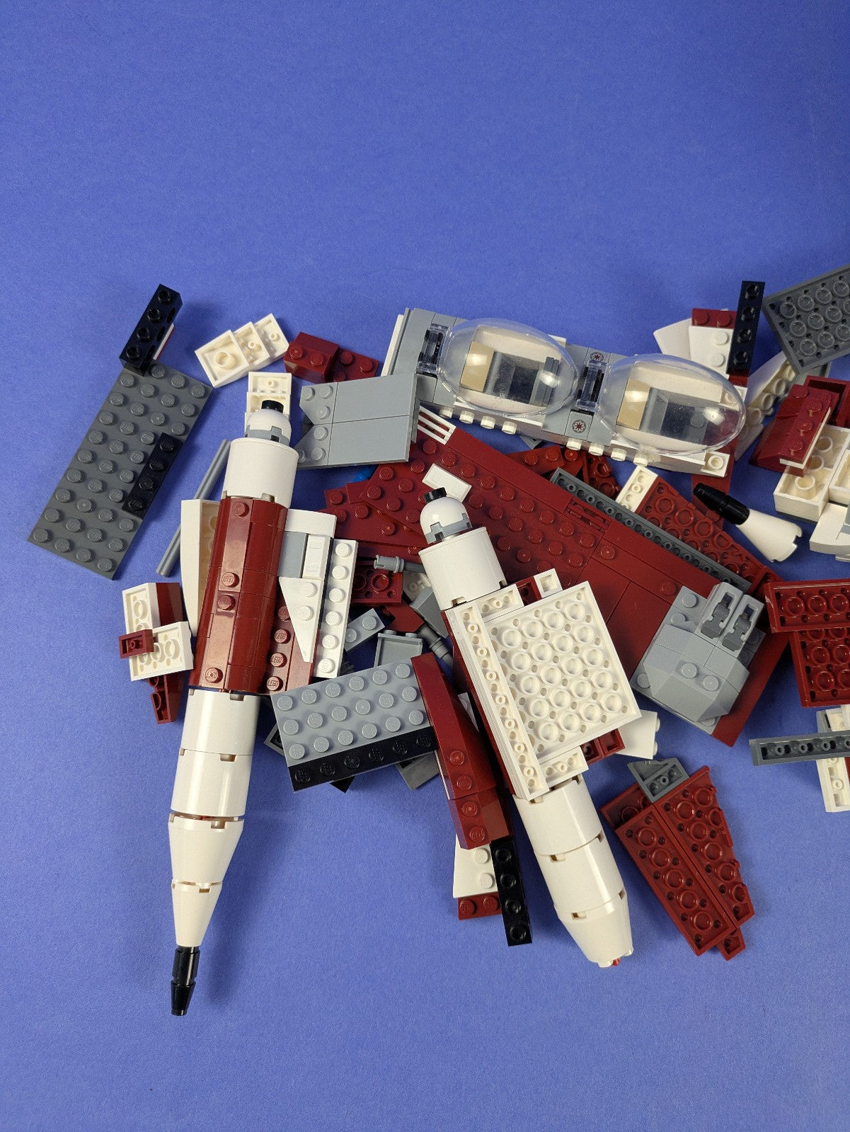 LEGO Star Wars Coruscant Guard Gunship 75354 Incomplete Set Pre-Owned