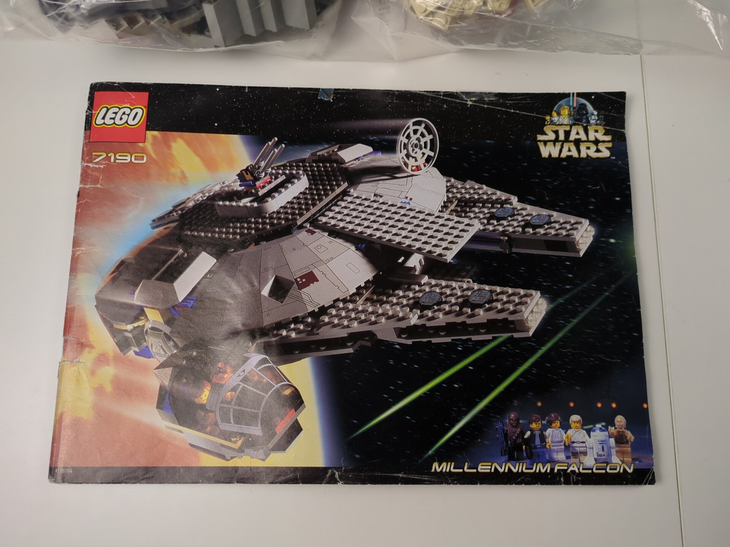 Lego Star Wars: Millennium Falcon Set 7190 - w/ Instructions
