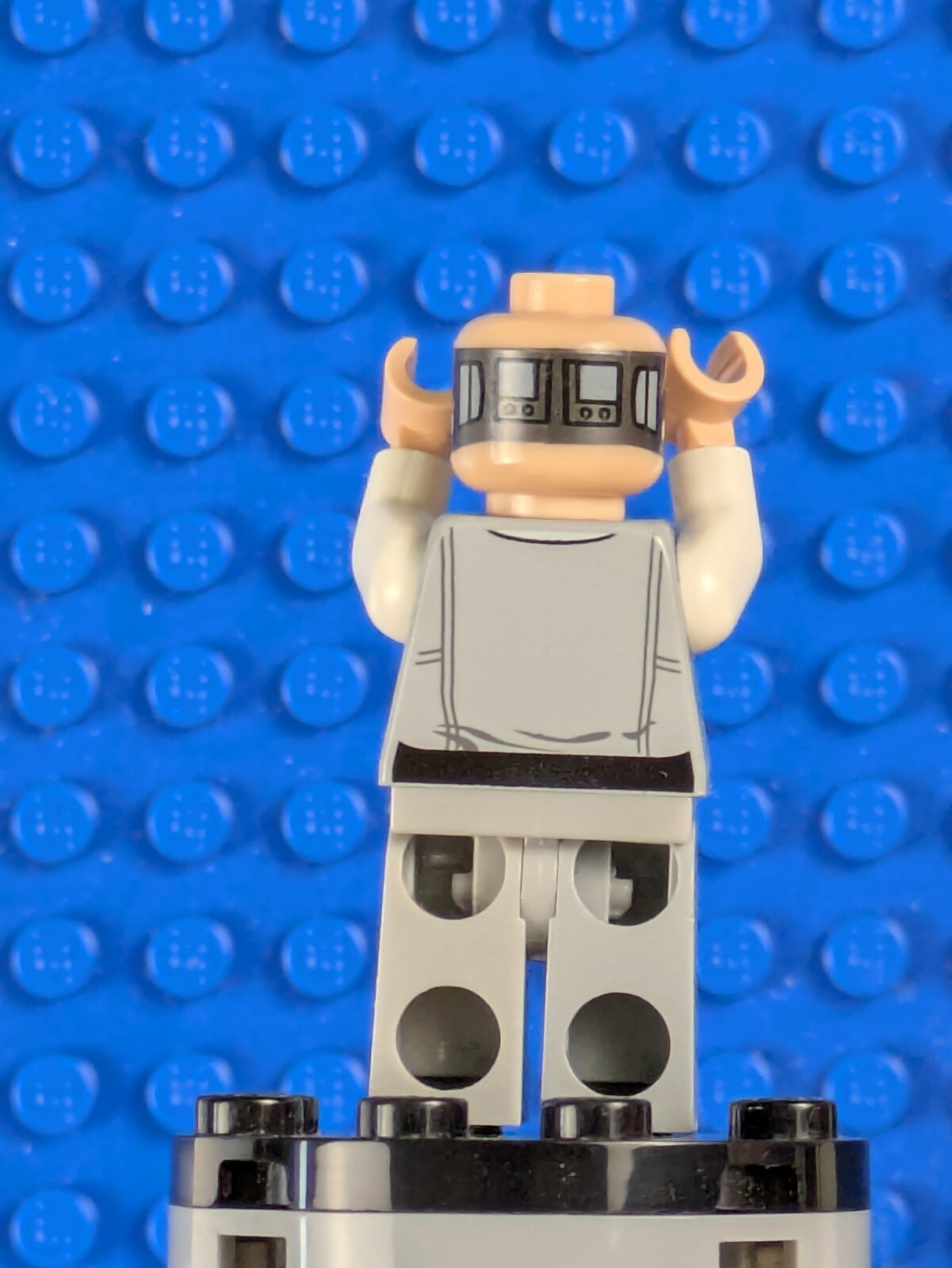 Lego Star Wars: Episode 4-6: Lobot Light Nougat Black Eyebrows sw0400 Set 9678