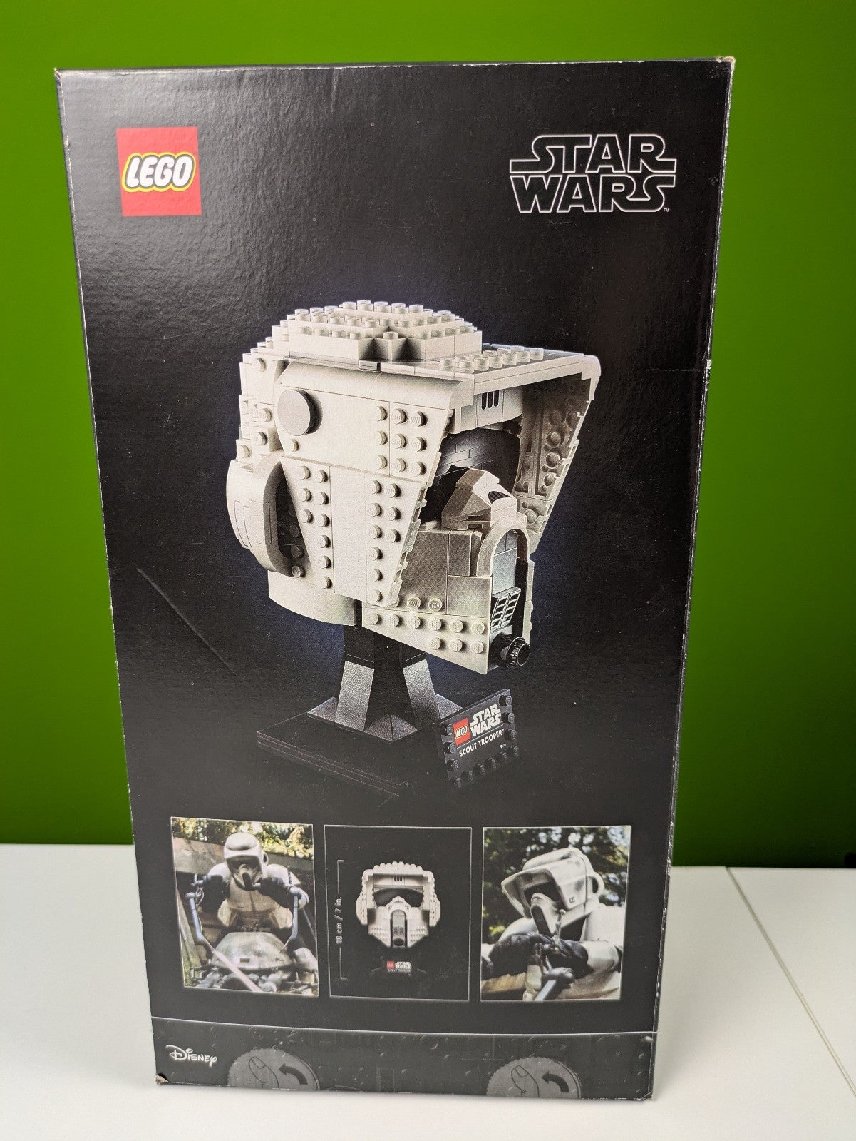 Lego Star Wars: Helmet Collection: Scout Trooper Helmet Set 75305 BRAND NEW