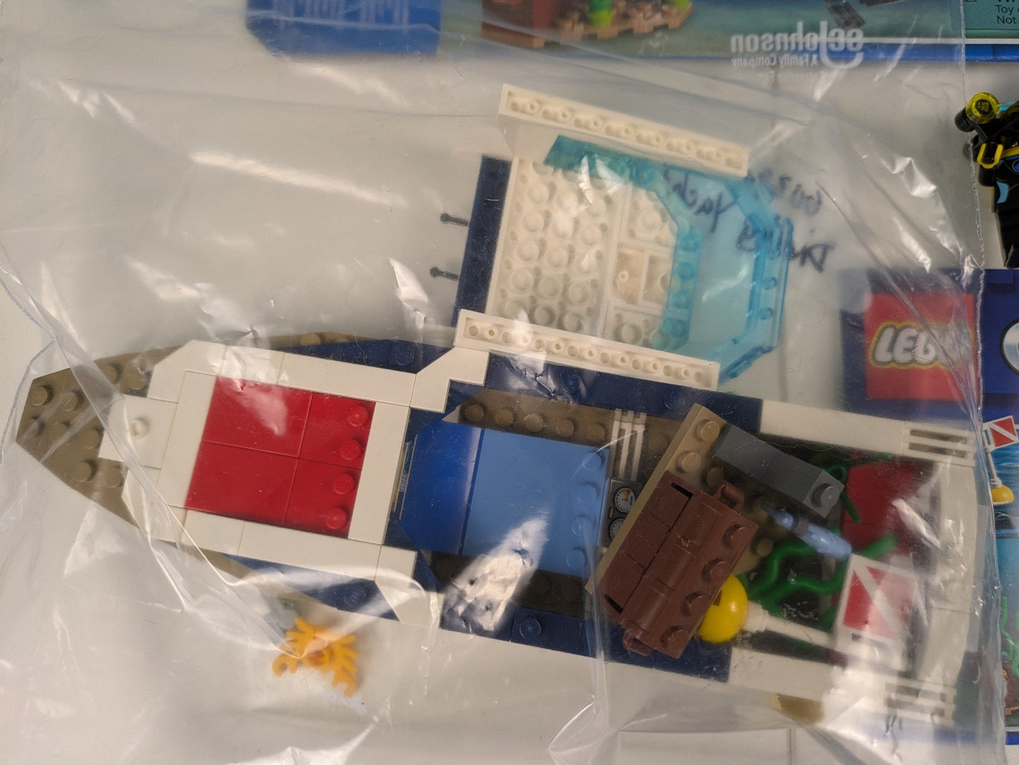 Lego Town: City: Harbor: Diving Yacht Set 60221 - Complete Set