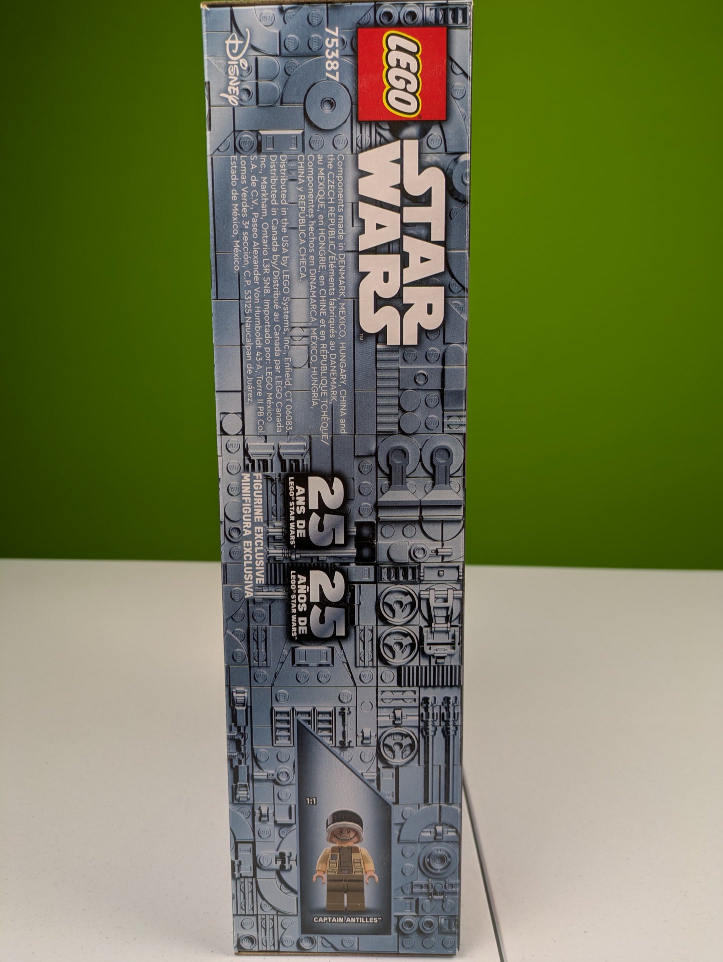 Lego Boarding the Tantive IV 75387