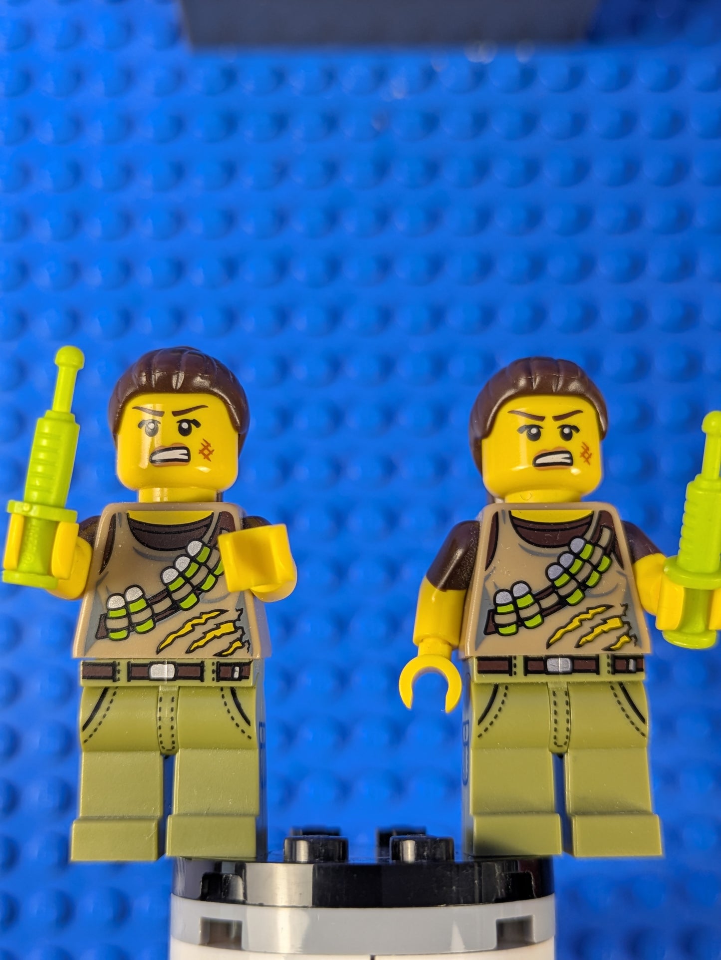 Lego Collectible Minifigures: Series 12: Dino Tracker col188 Set 71007 6059291