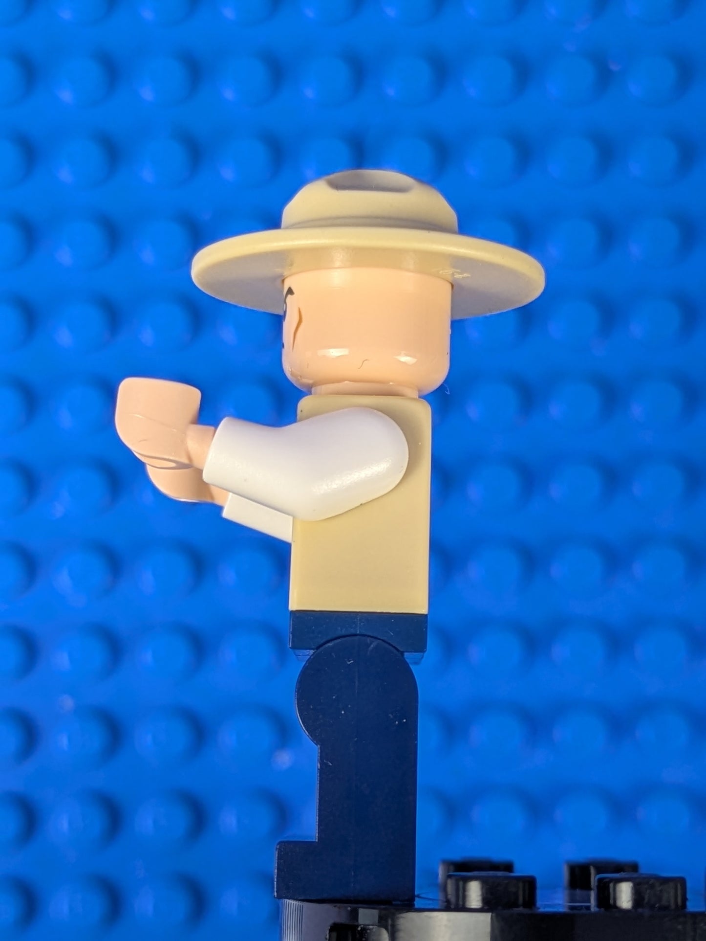 LEGO Jurassic World Vet - Hat Fedora Scowl jw009 75918