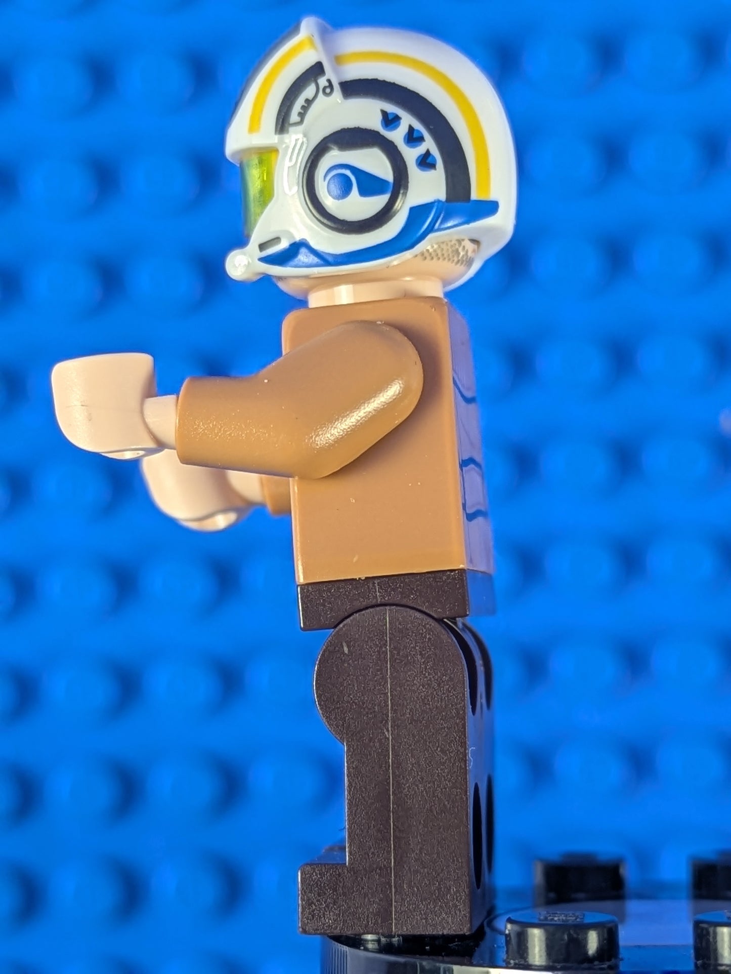 Lego Star Wars: Episode 7: Poe Dameron - Medium Nougat Jacket sw1145 Set 75297