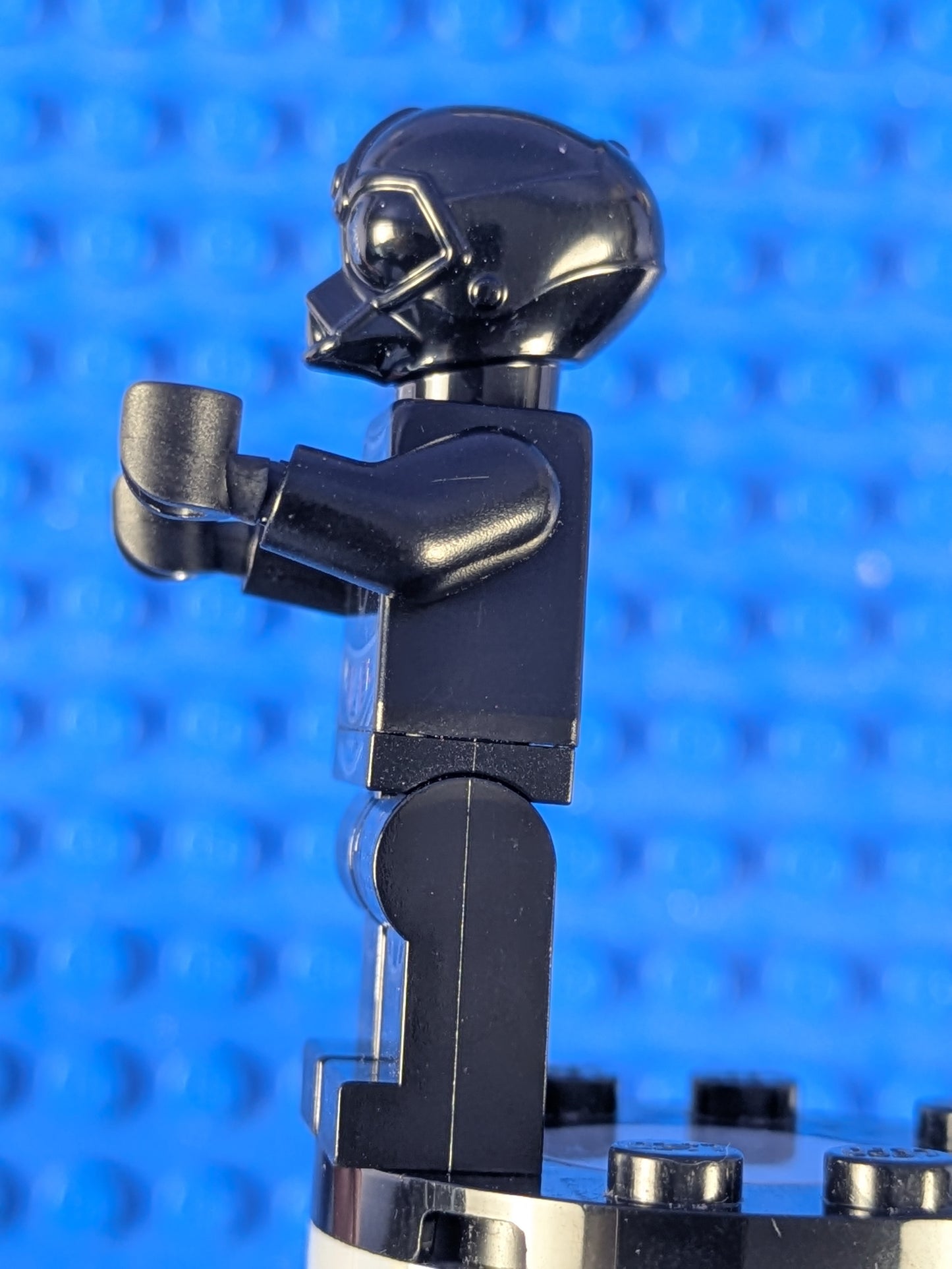 Lego Star Wars: Episode 4-6: NI-L8 Protocol Droid sw1136 Set 75300