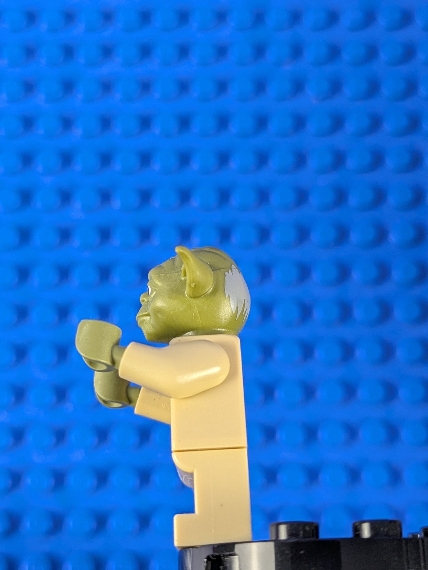 LEGO Star Wars Yoda - Olive Green Open Robe sw0707 75233 75142