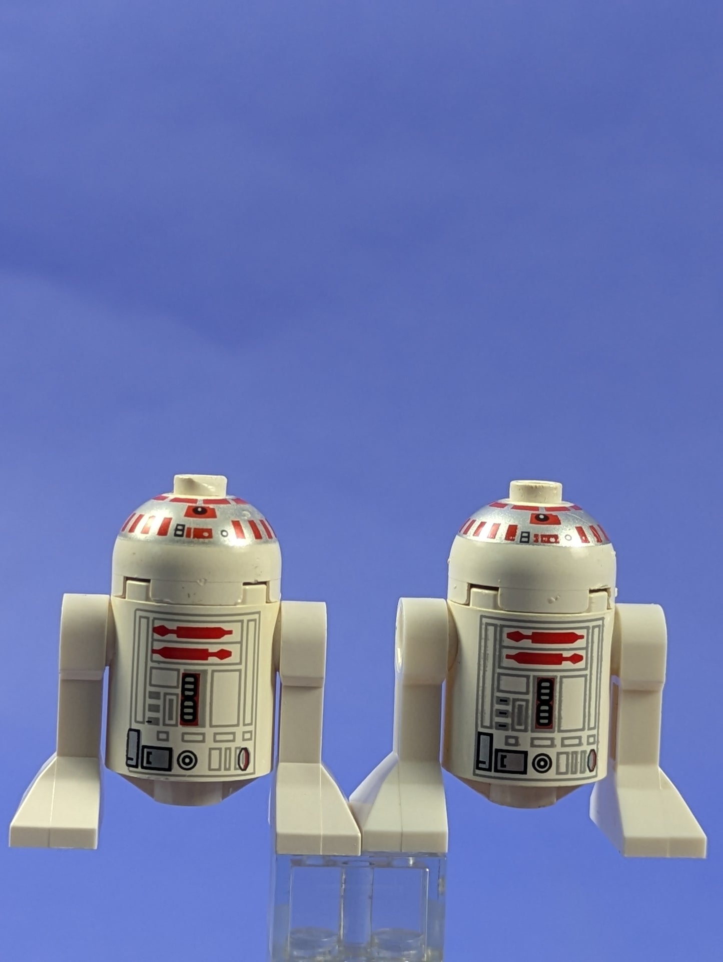LEGO Star Wars R5-D4 - Short Red Stripes Astromech Droid sw0029 7150