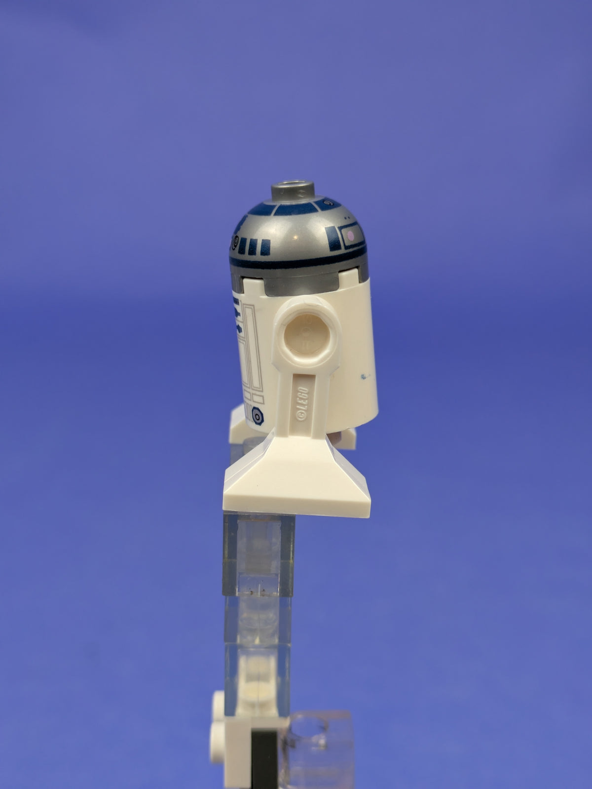 LEGO Star Wars R2-D2 - Astromech Droid Lavender Dots sw0527a 75059