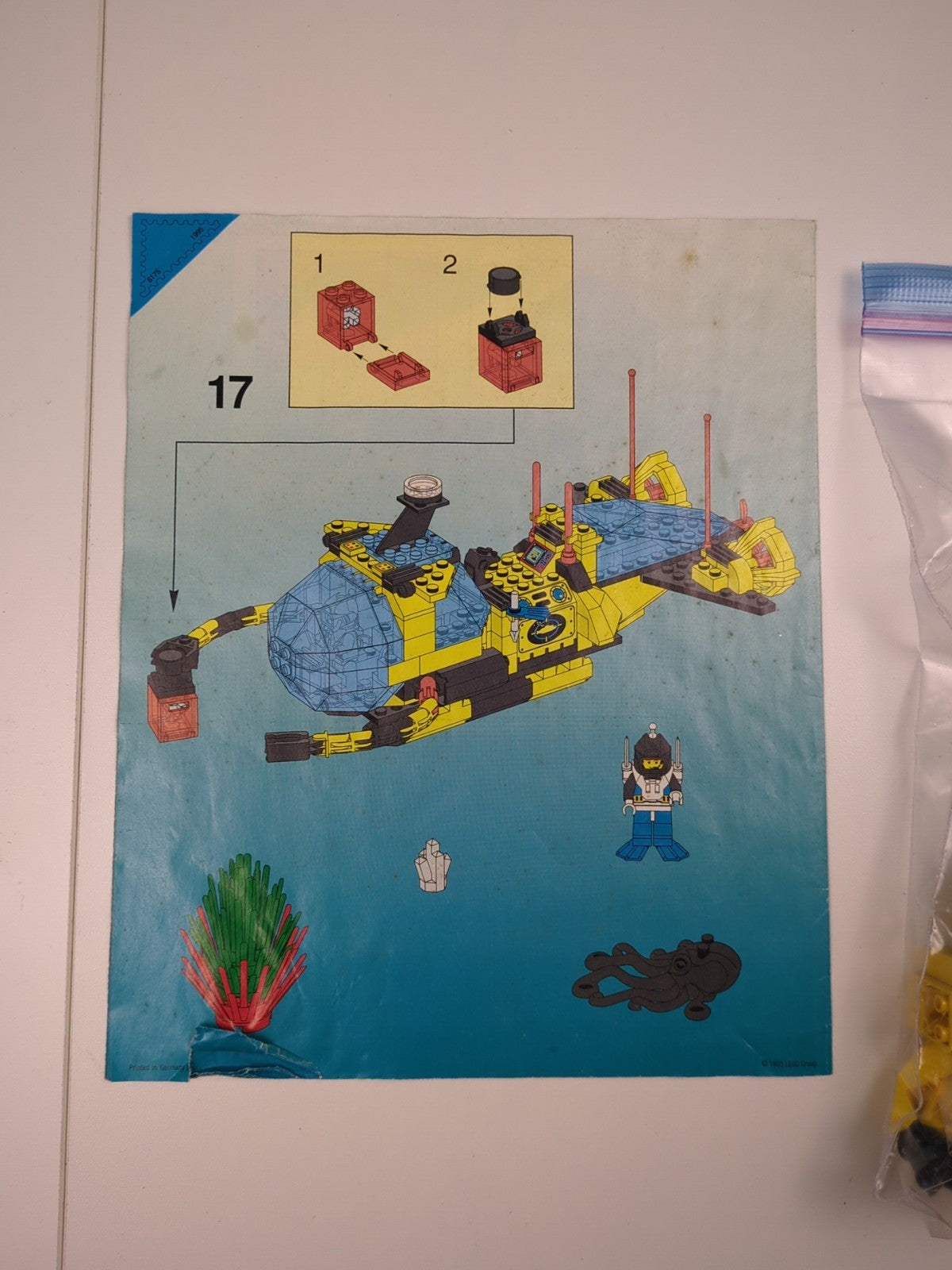 Lego Aquazone: Aquanauts: Crystal Explorer Sub Set 6175 - w/ Instructions