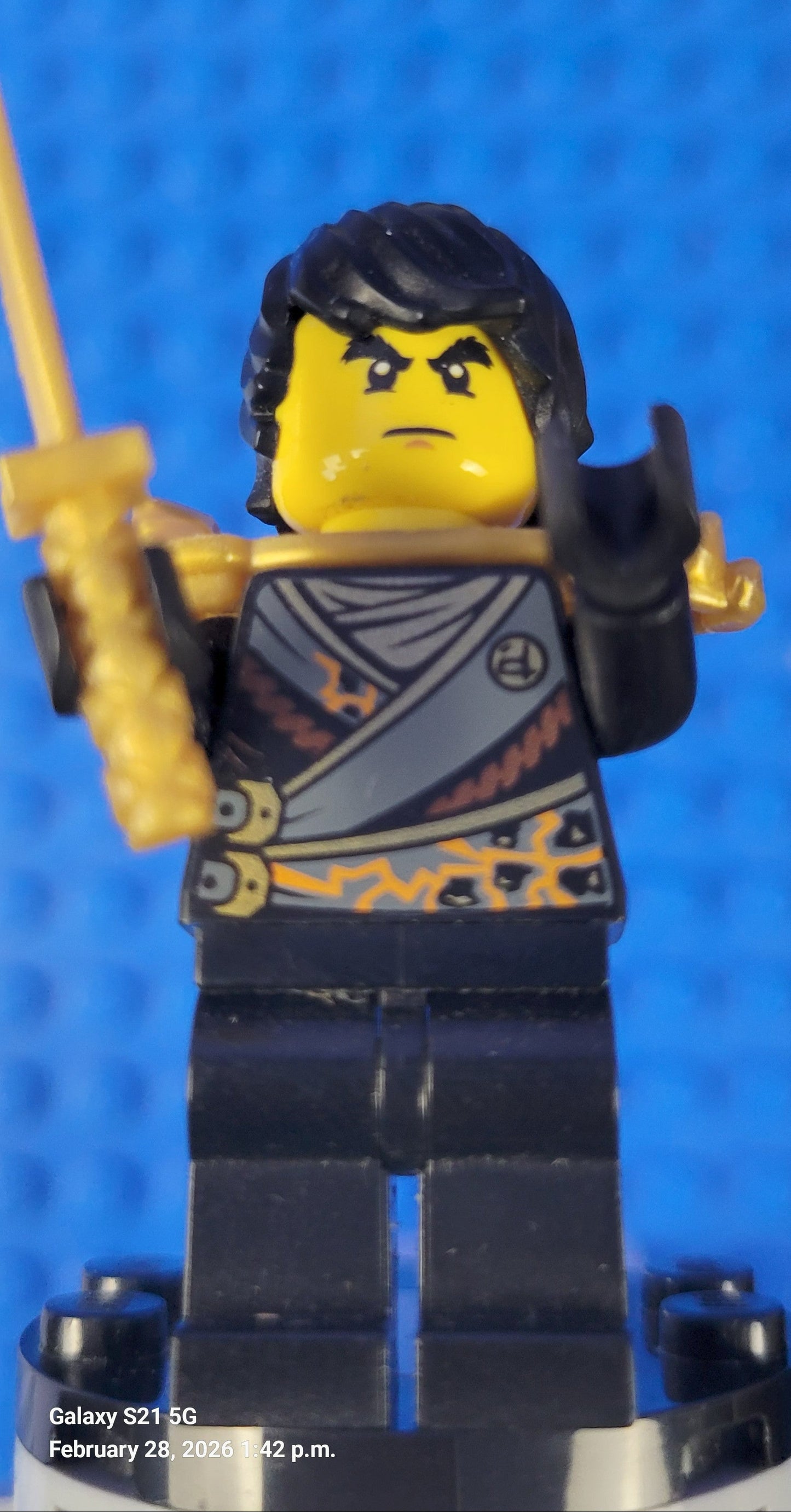 Lego NINJAGO: Rebooted: Cole - Shoulder Armor njo0270 Set 9780545808019