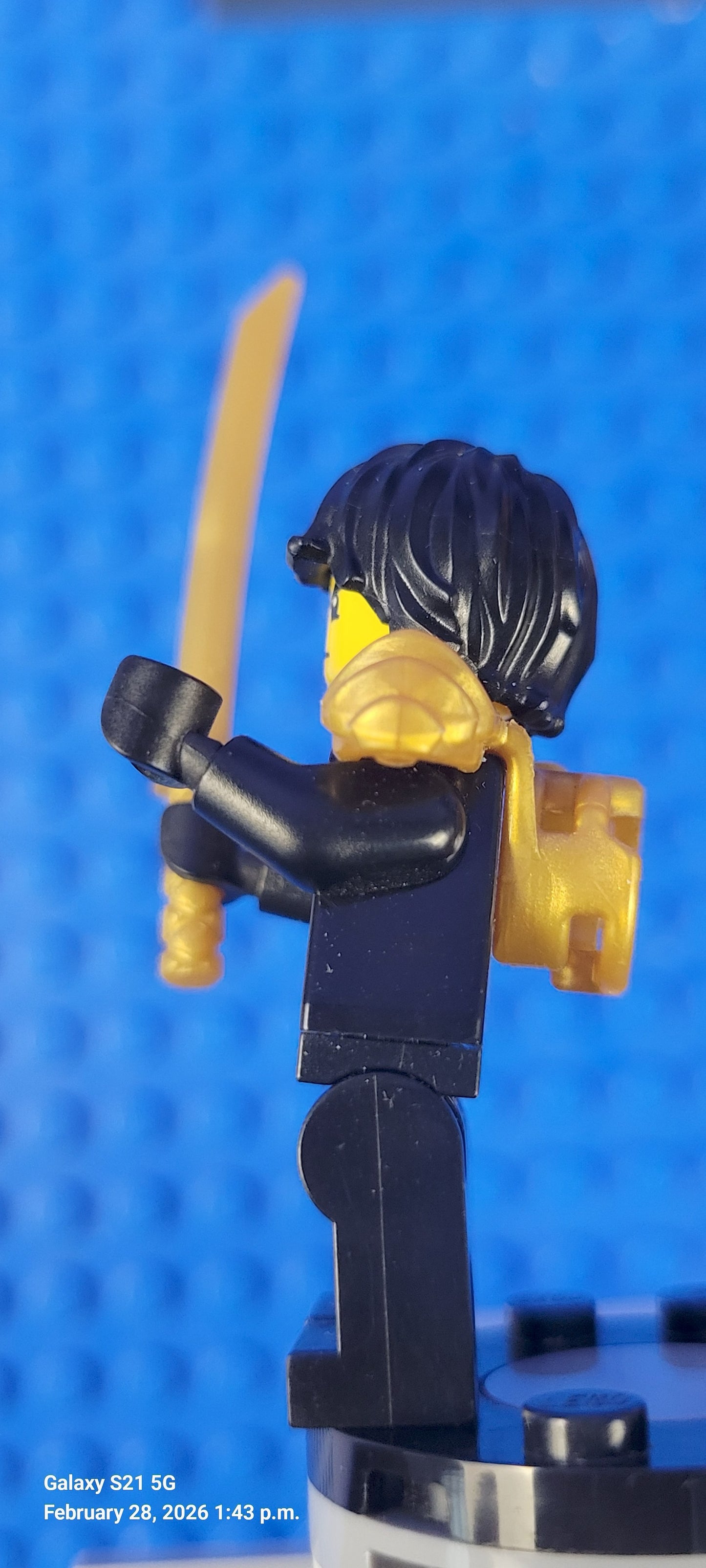 Lego NINJAGO: Rebooted: Cole - Shoulder Armor njo0270 Set 9780545808019