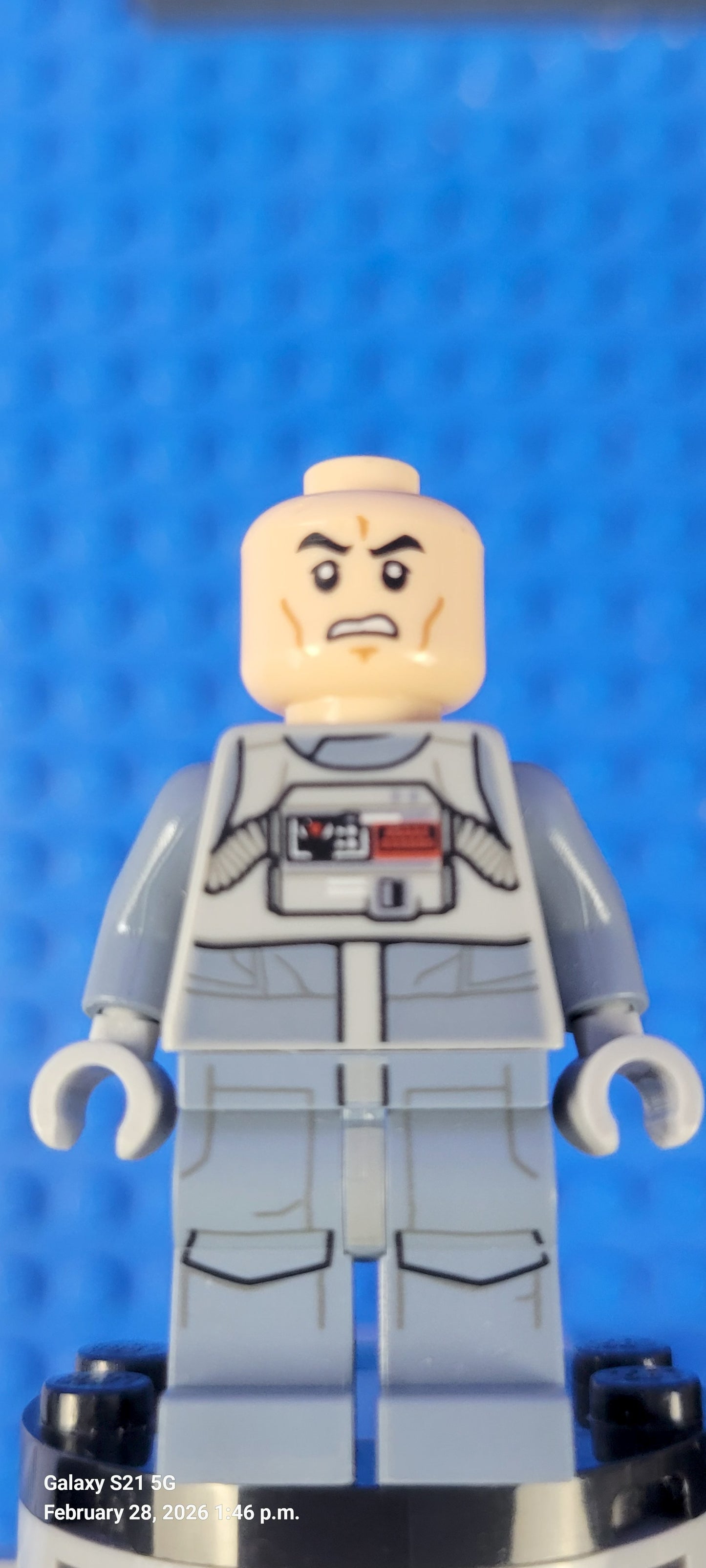 Lego Star Wars: AT-AT Driver - Dark Red Imperial Logo sw0581 Set 75054 75075