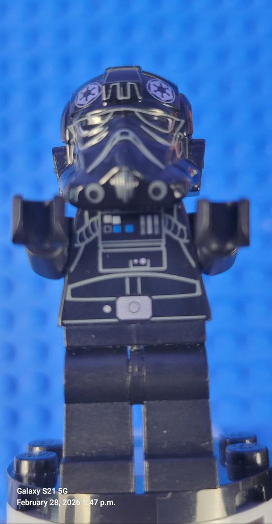 LEGO Star Wars Imperial TIE Fighter Pilot sw0621 75106 75128