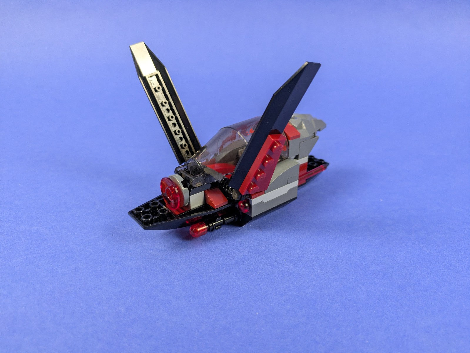 LEGO Super Heroes The Milano Spaceship Rescue 76021 Complete Set Pre-Owned