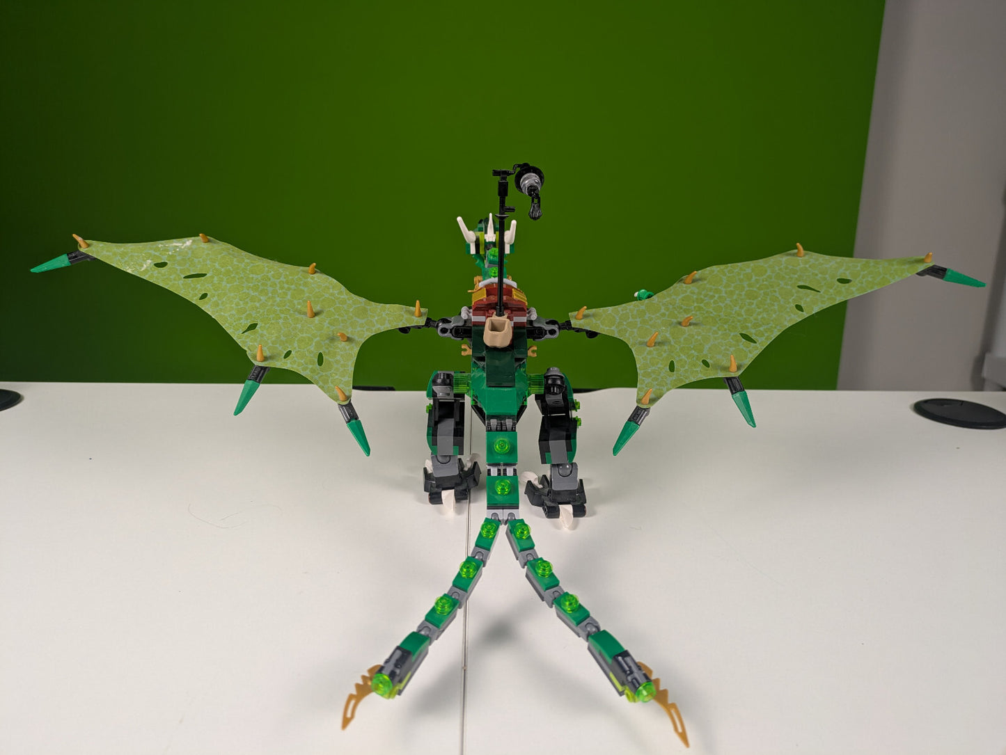Lego NINJAGO: Skybound: The Green NRG Dragon Set 70593