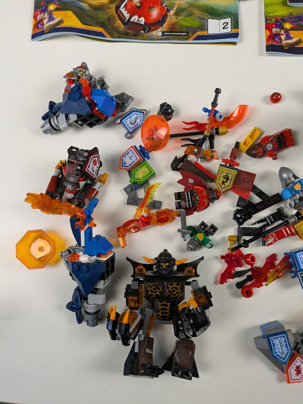 Lego NEXO KNIGHTS Collection: 12 Assorted Sets - Ultimate Collection!