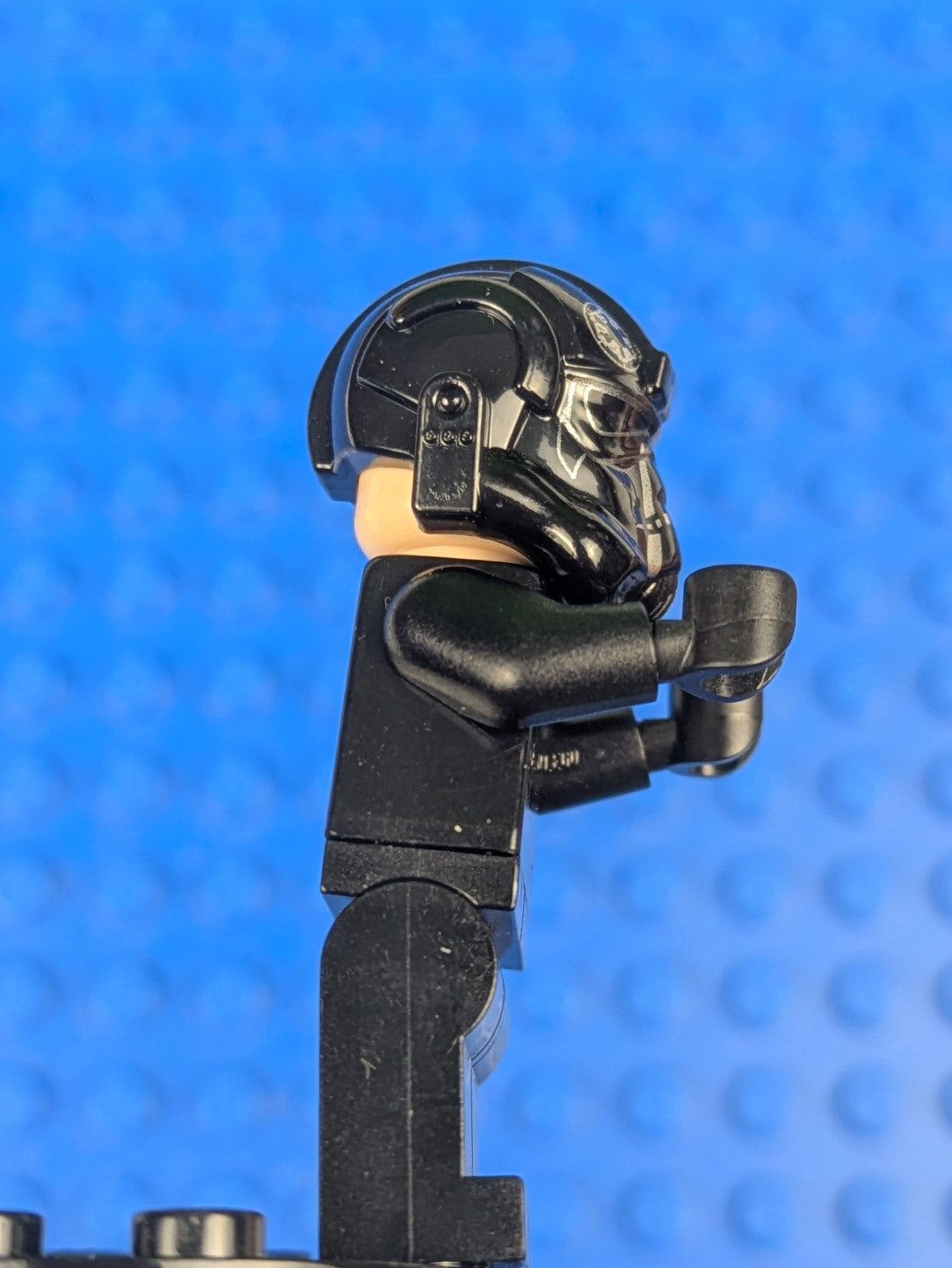 Lego Star Wars: Episode 4-6: Imperial TIE Fighter Pilot sw0543 Set 75031