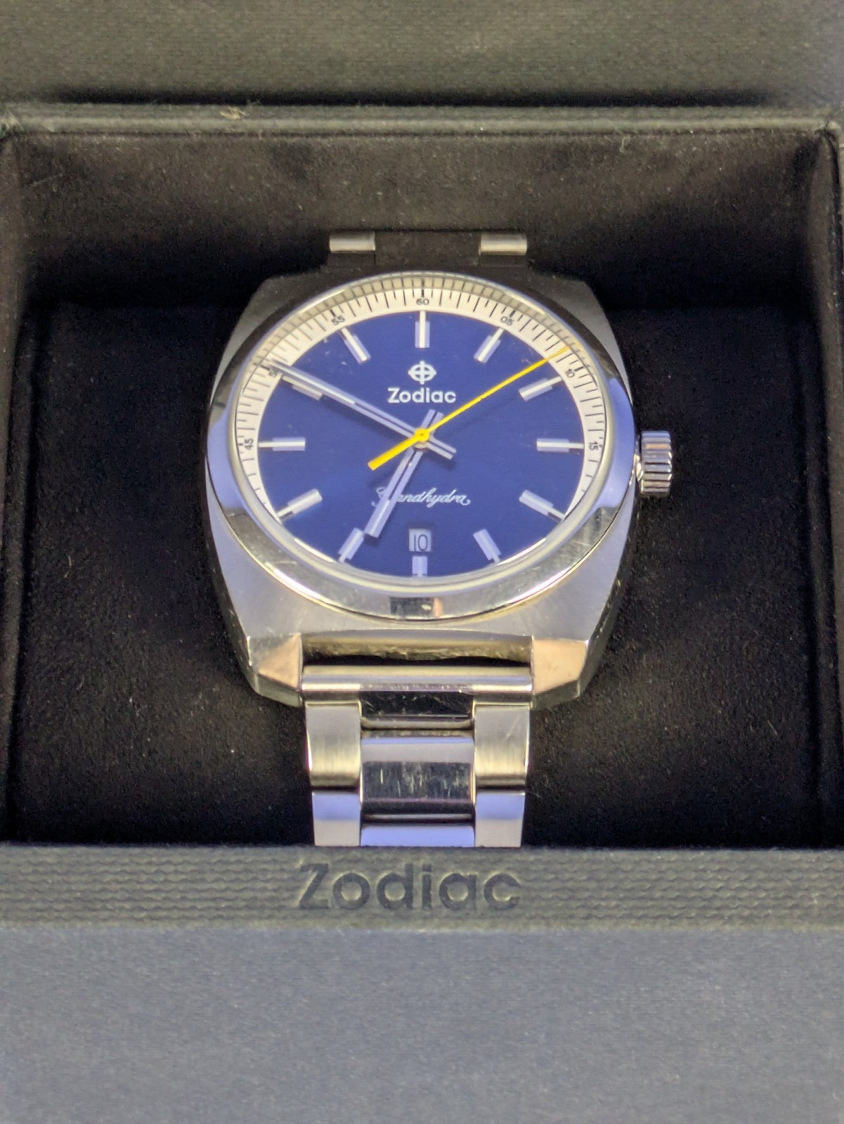 ZODIAC Grandhydra Quartz ZO9950 Stainless Steel Men's Watch with Box