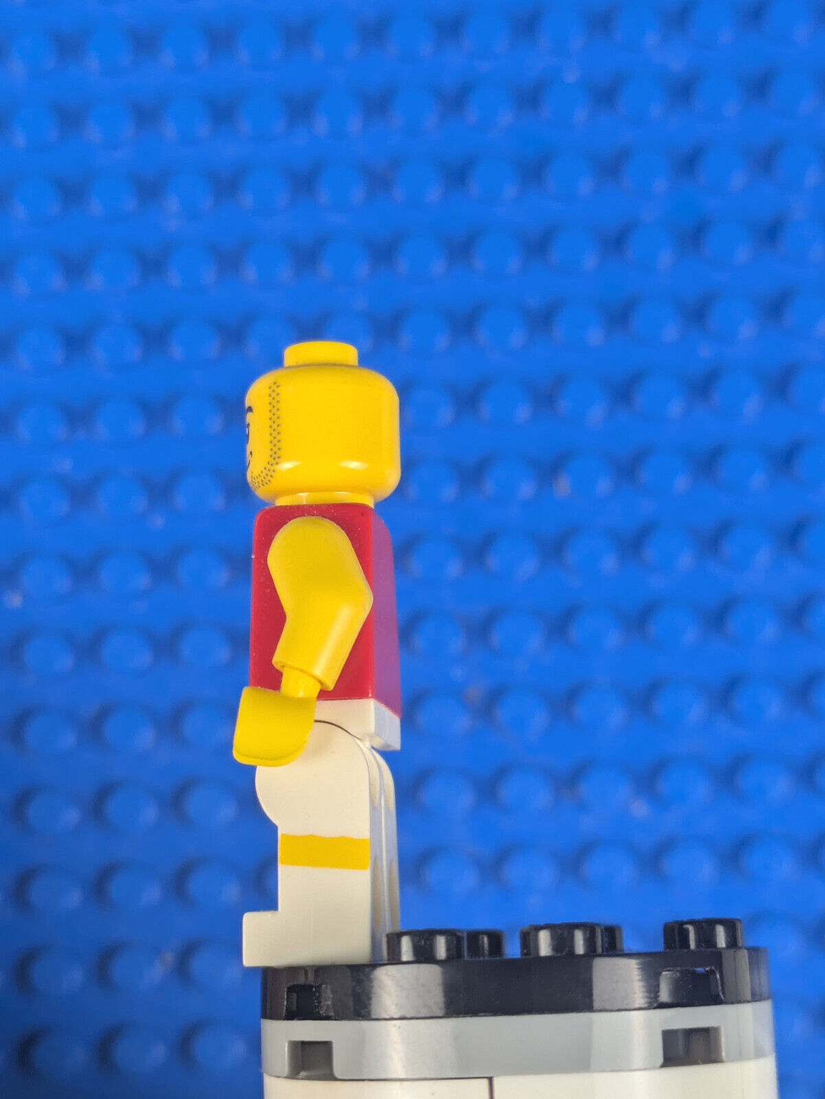 Lego Minifigure Series 8: Red Cheerleader Sets 8833, 4648593