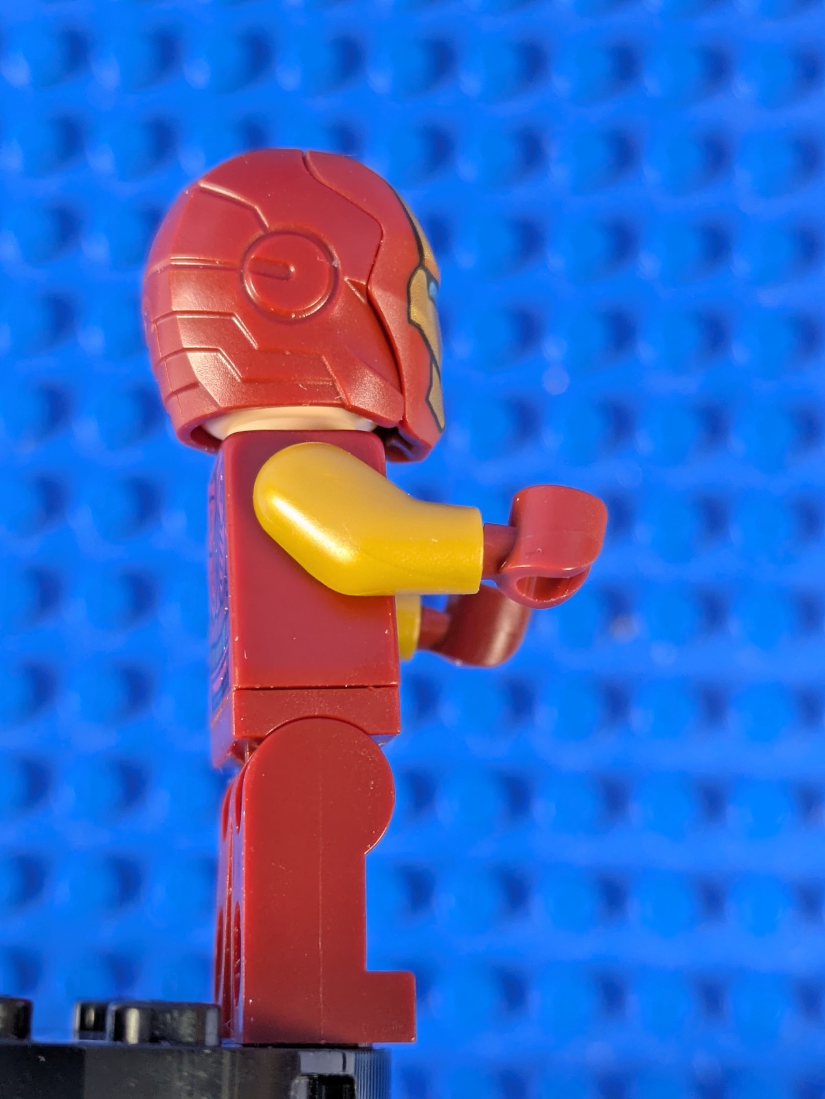 Lego Super Heroes: Avengers: Iron Man - Dark Red sh1008 Sets 76310, 76307