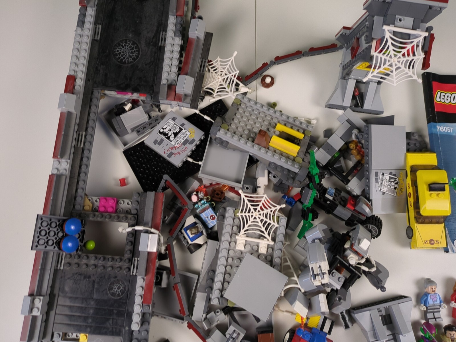 Lego Super Heroes: Spider-Man: Web Warriors Ultimate Bridge Battle Set 76057