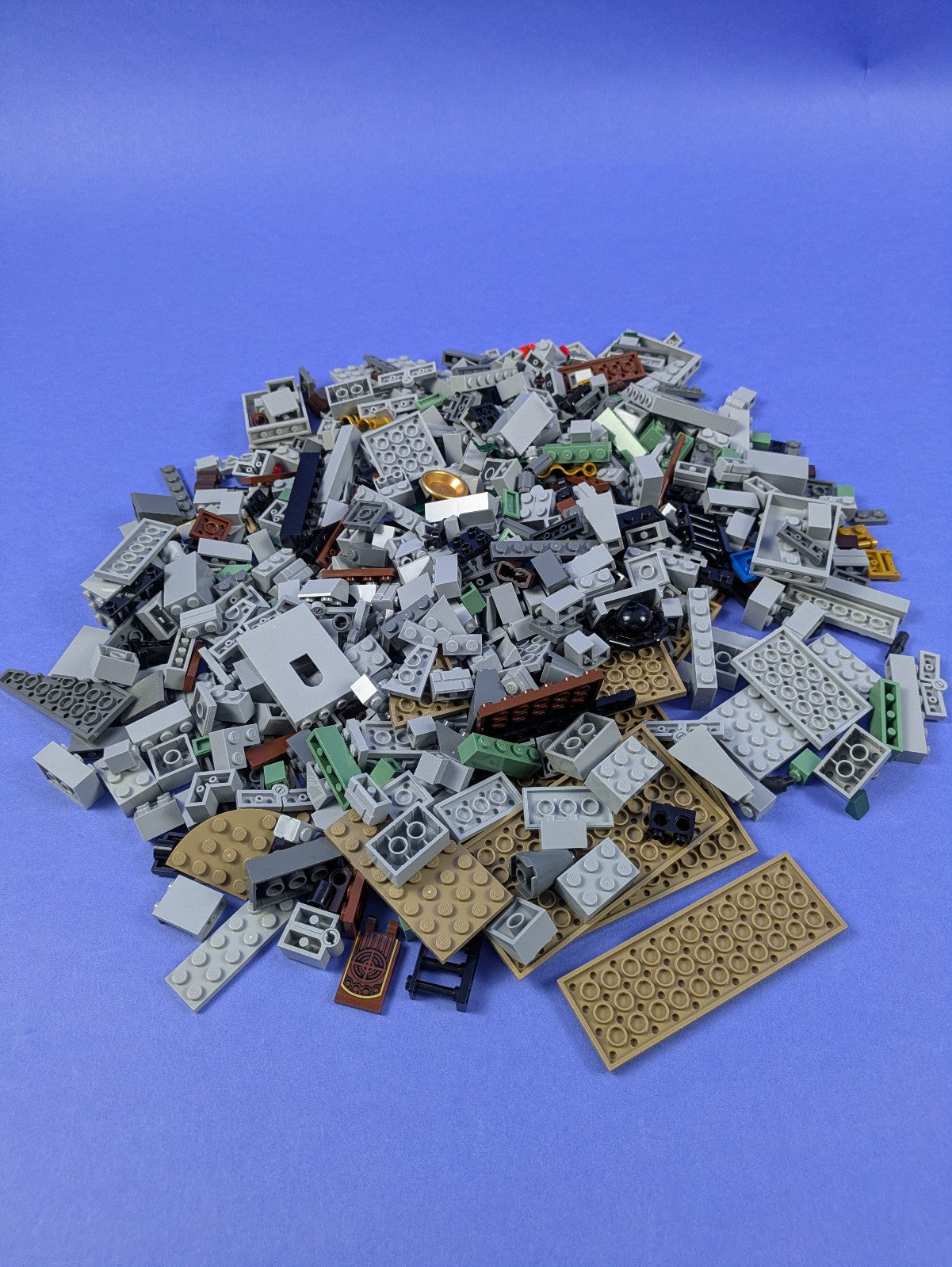 LEGO The Hobbit The Lord of the Rings The Battle of Helm's Deep 9474 Pre-Owned