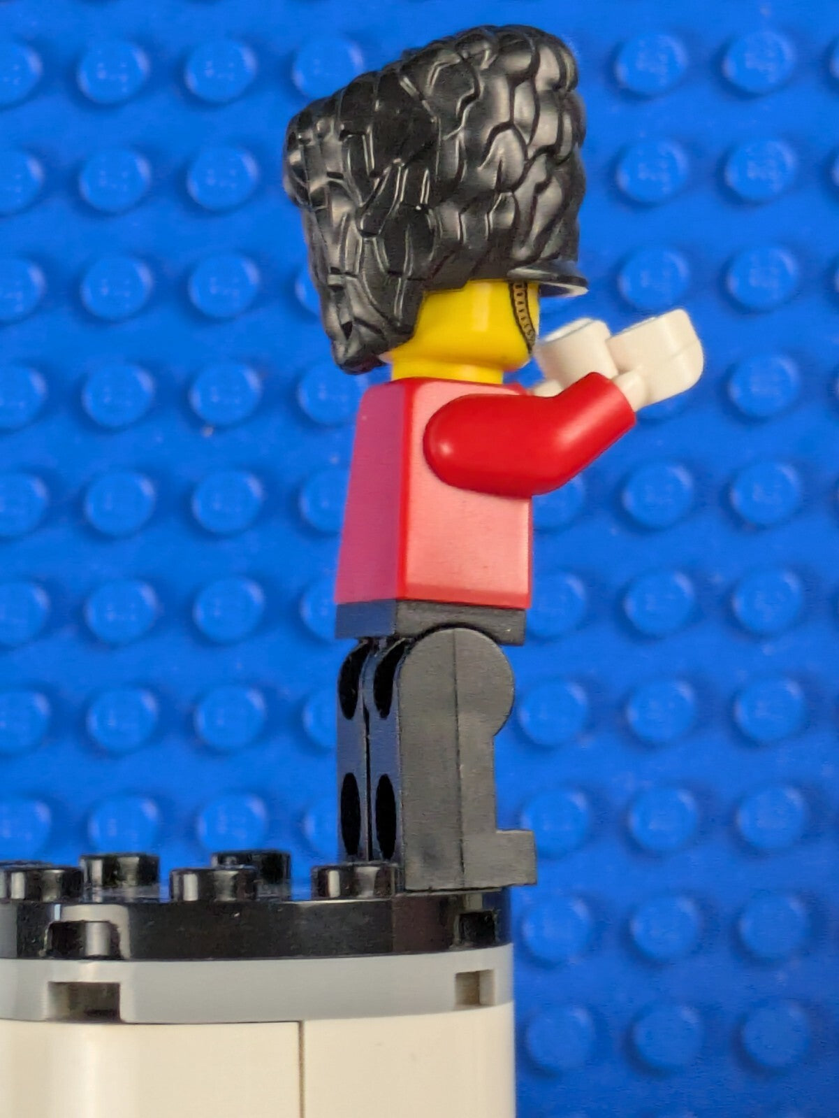 Lego Collectible Minifigures: Promotional: Royal Guard gen098 Set 5005233