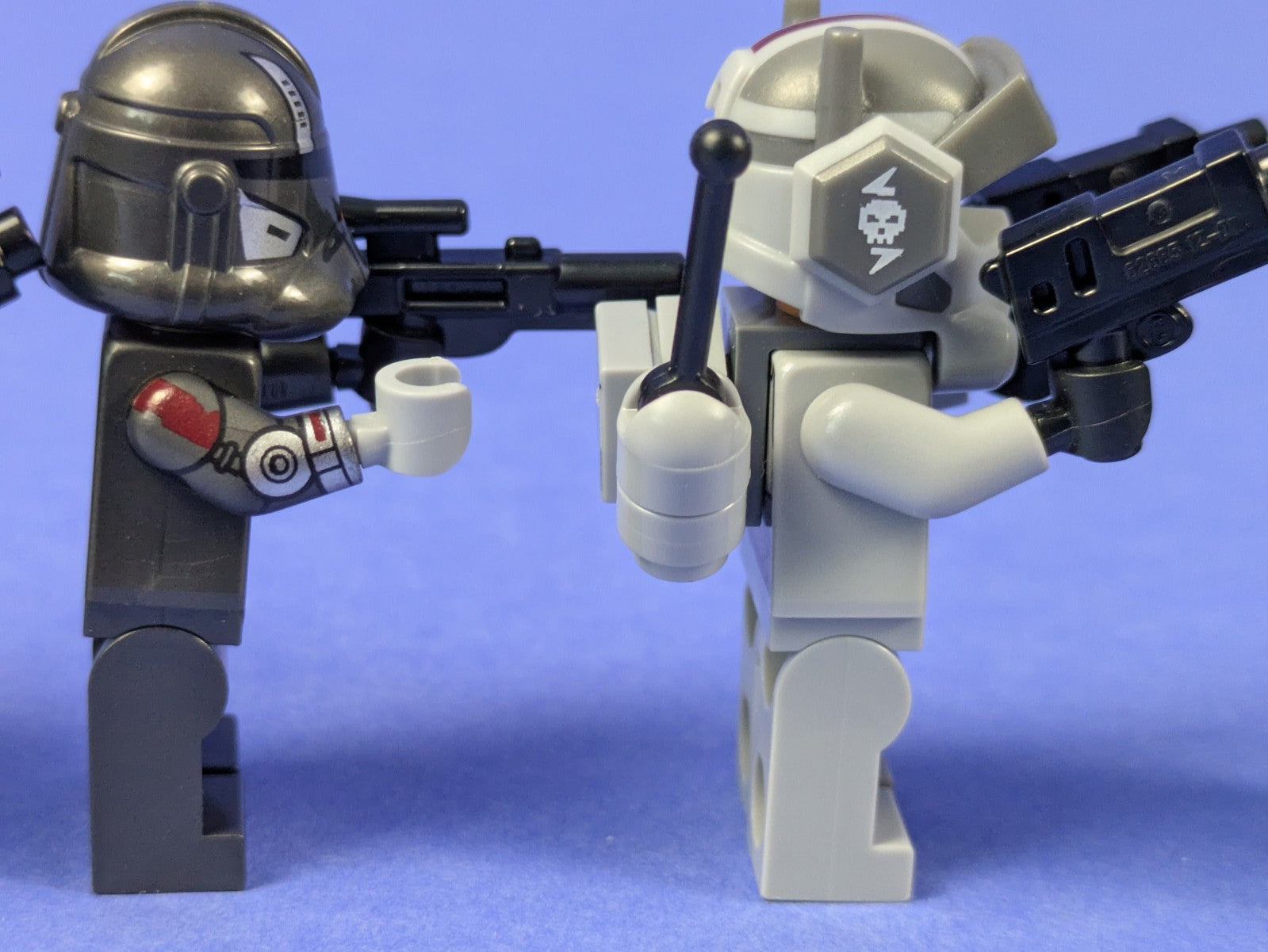 LEGO Star Wars The Bad Batch Minifigure Omega Hunter Wrecker Echo Tech Crosshair